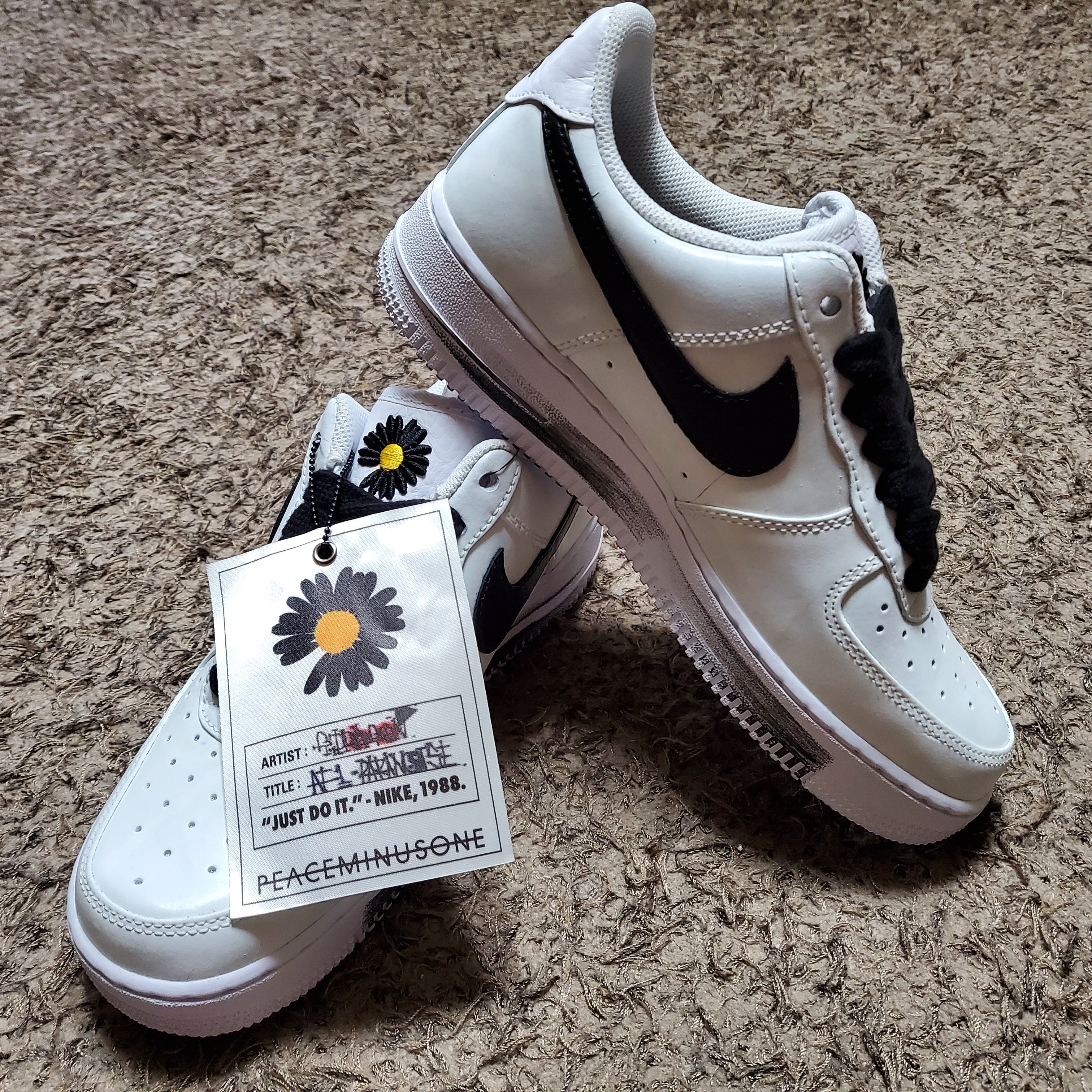 Nike x Peaceminusone Air Force 1 Low Para-Noise 2.0 착용 스타일