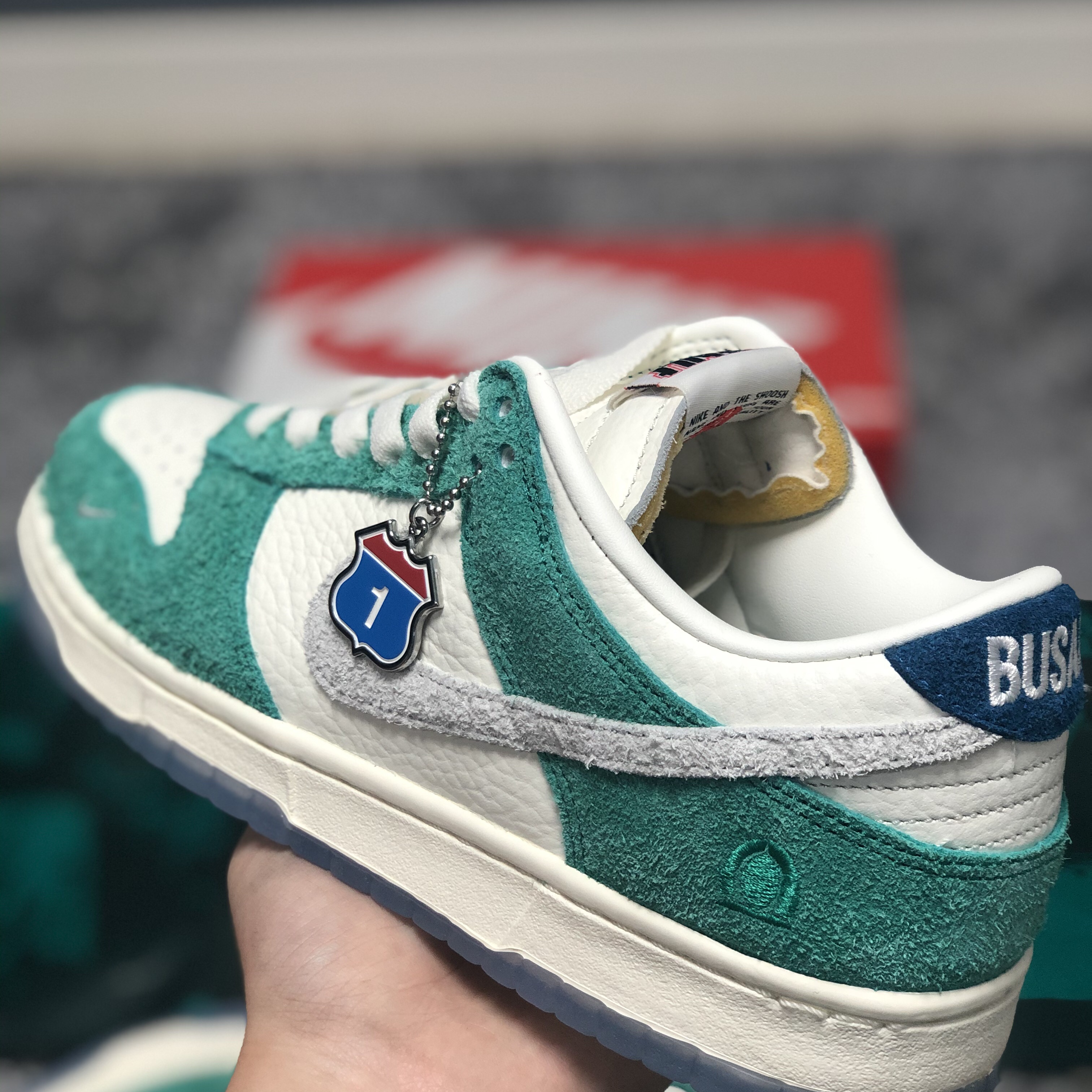 Nike x Kasina Dunk Low Road Sign - Kasina Exclusive 착용 스타일 - 3