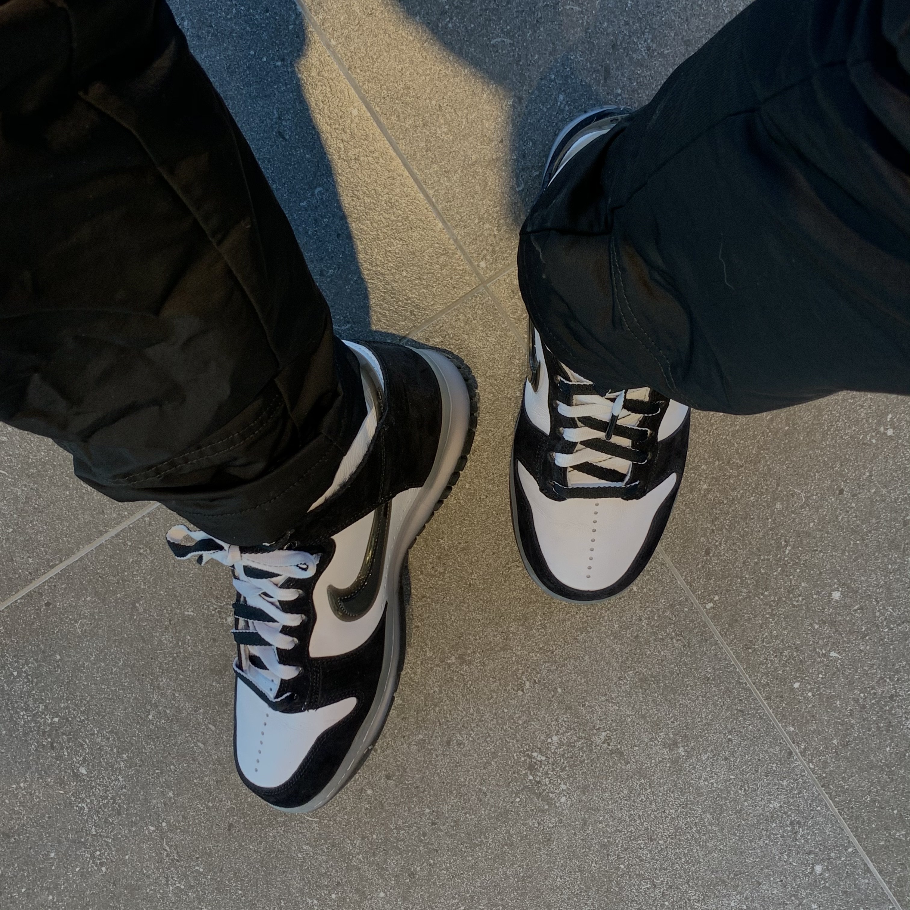 Nike x Slam Jam Dunk High SP Clear Black 착용 스타일 - 2