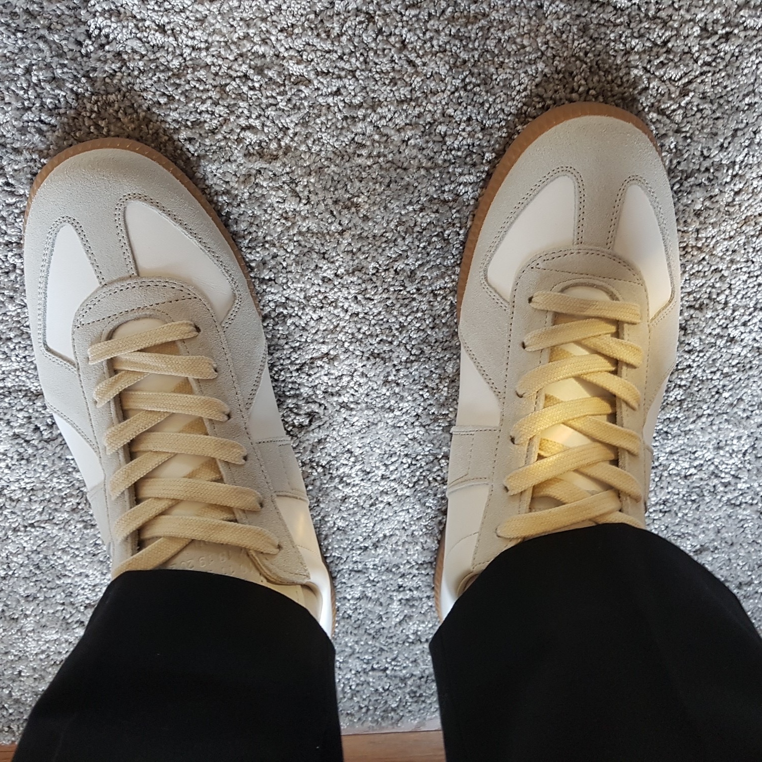 Maison Margiela Calfskin Replica Sneakers 착용 스타일 - 2