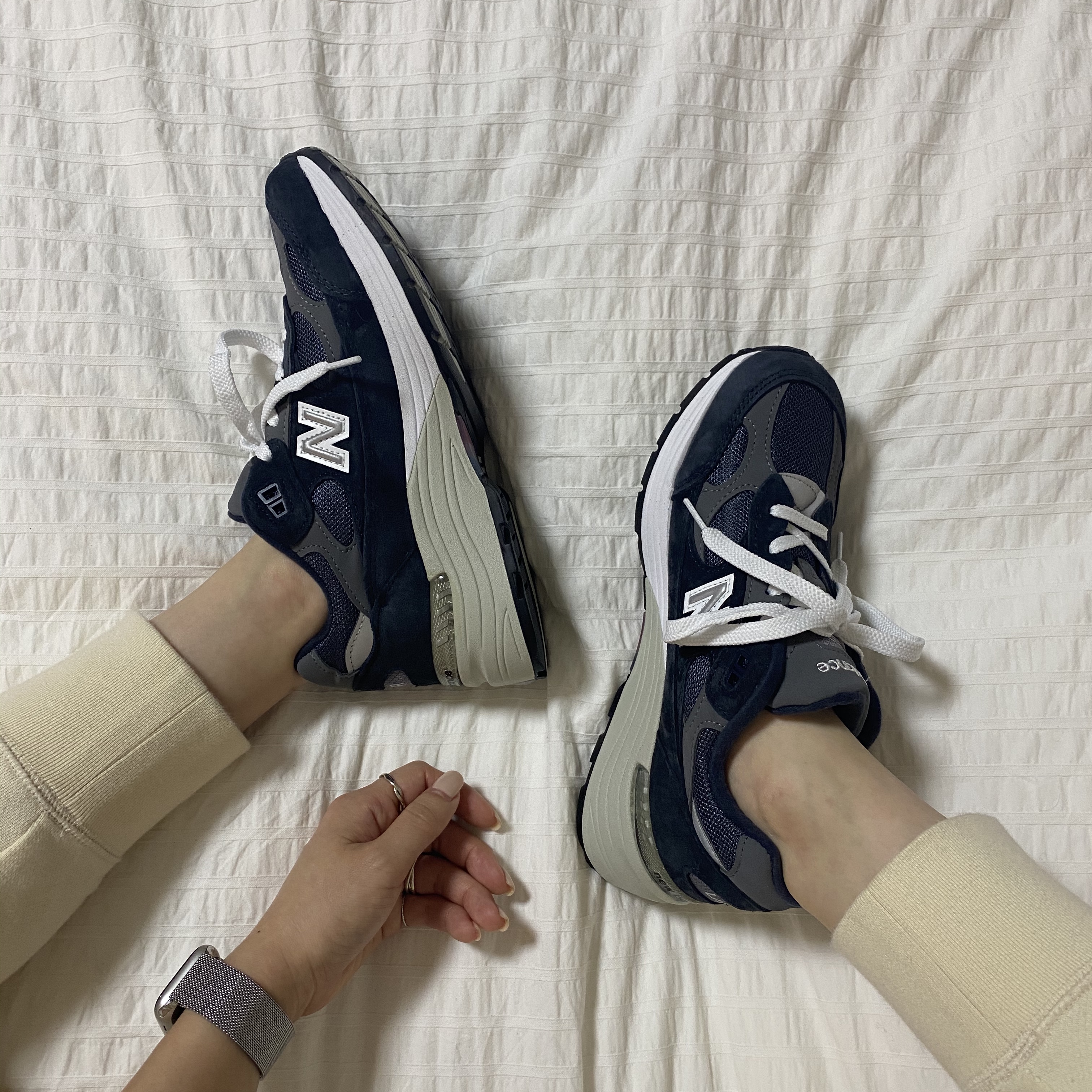 New Balance 992 Made in USA Navy 착용 스타일 - 1