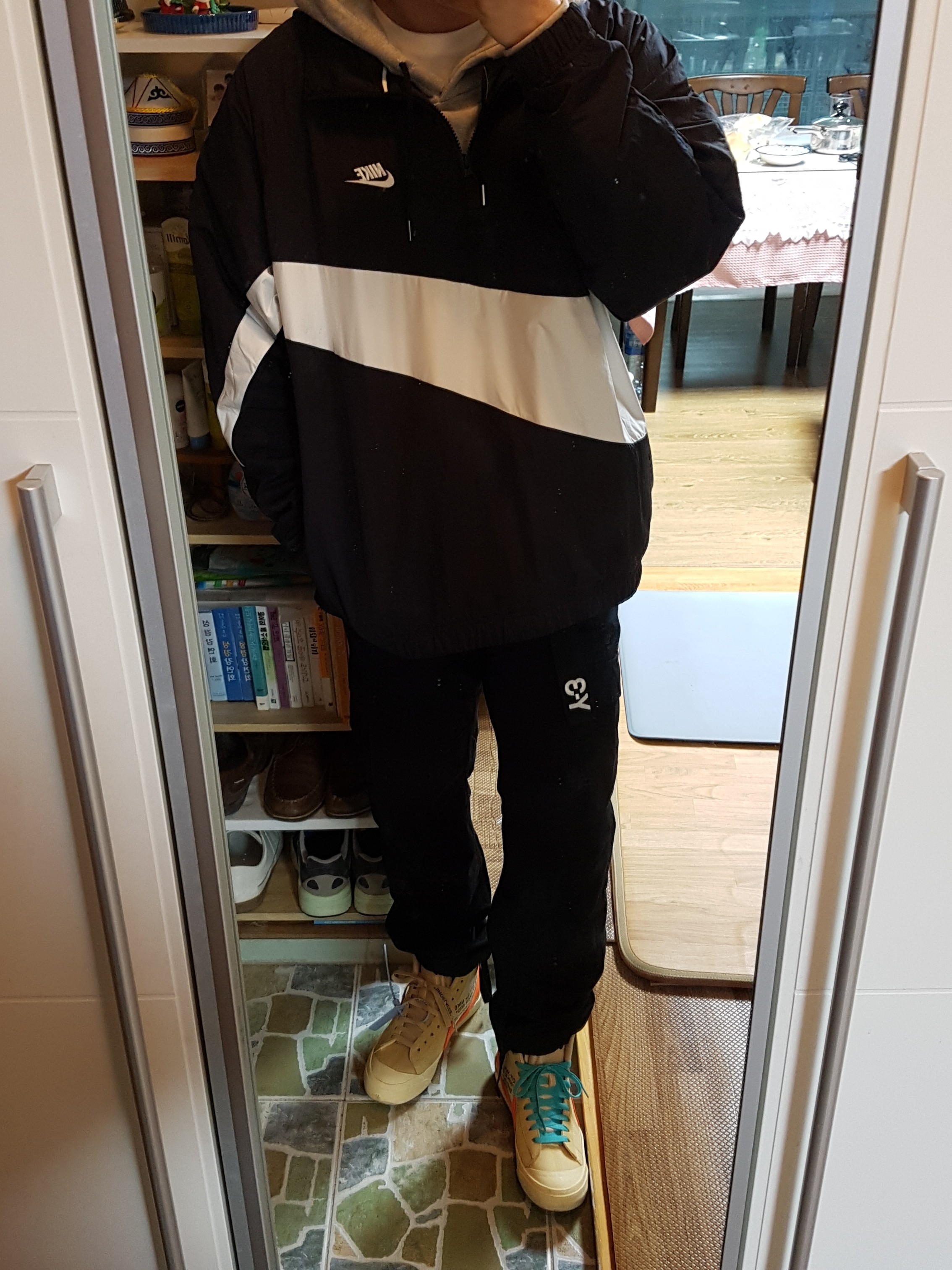 Nike x Off-White Blazer Mid Off-White All Hallow's Eve 착용 스타일 - 1