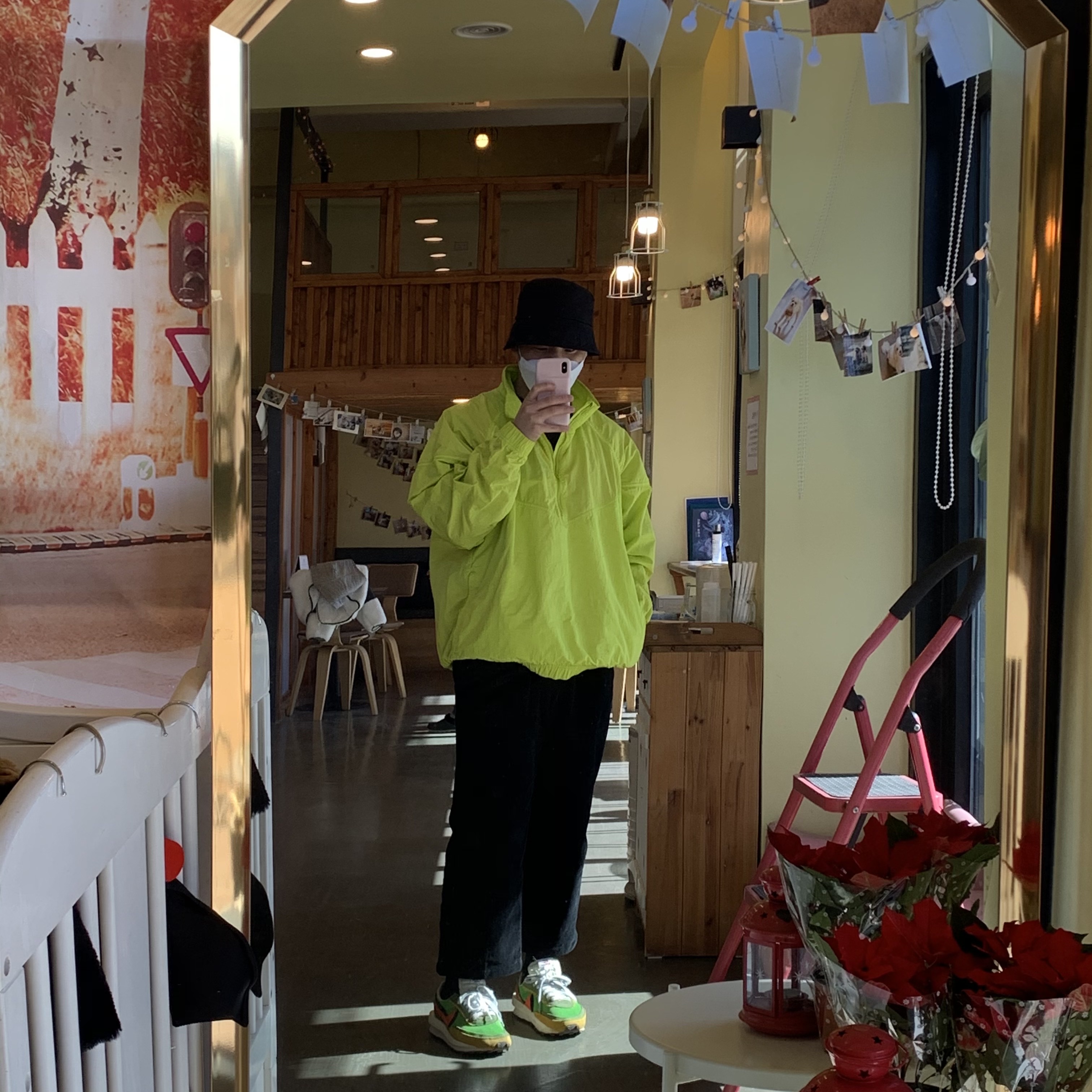 Nike x Sacai LDWaffle Green Multi 착용 스타일