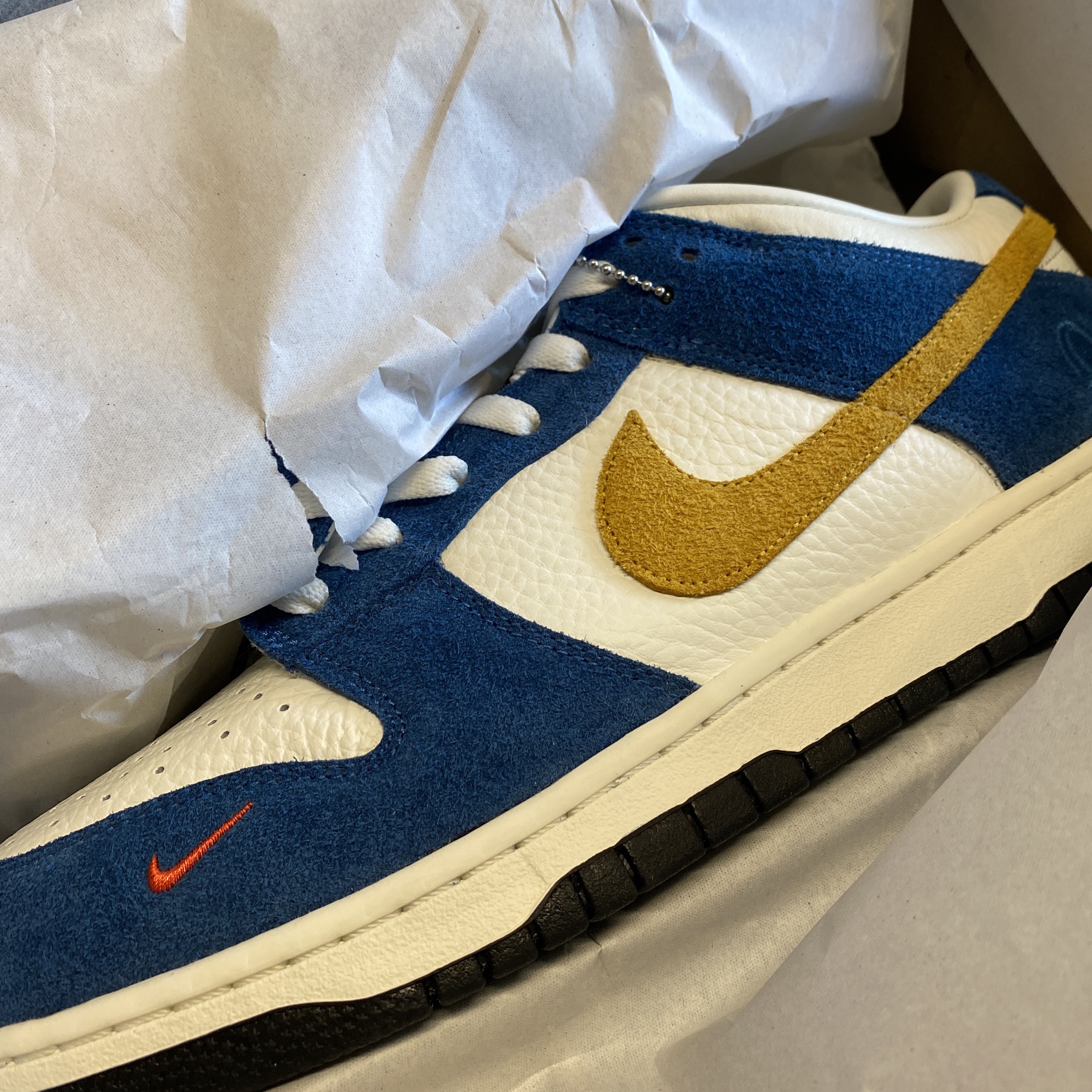 Nike x Kasina Dunk Low 80's Bus 착용 스타일