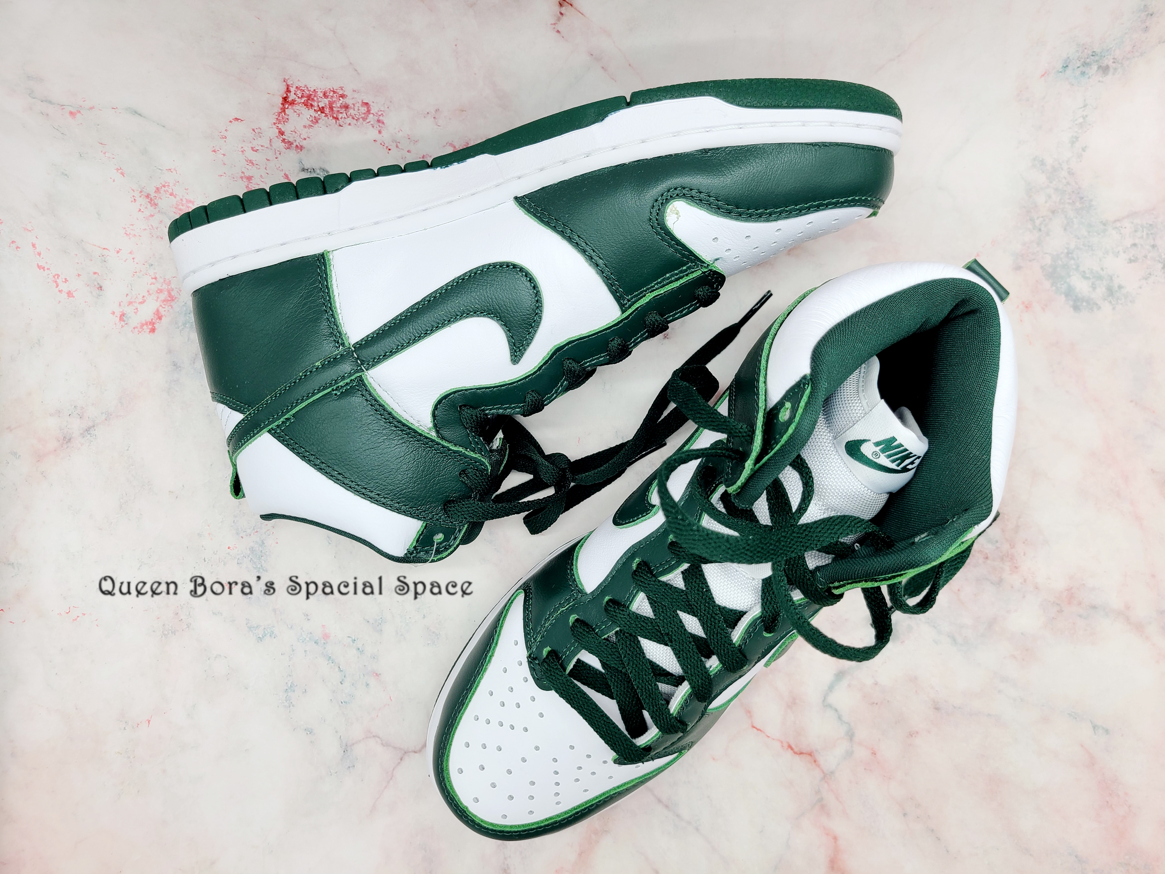Nike Dunk High SP Spartan Green 착용 스타일