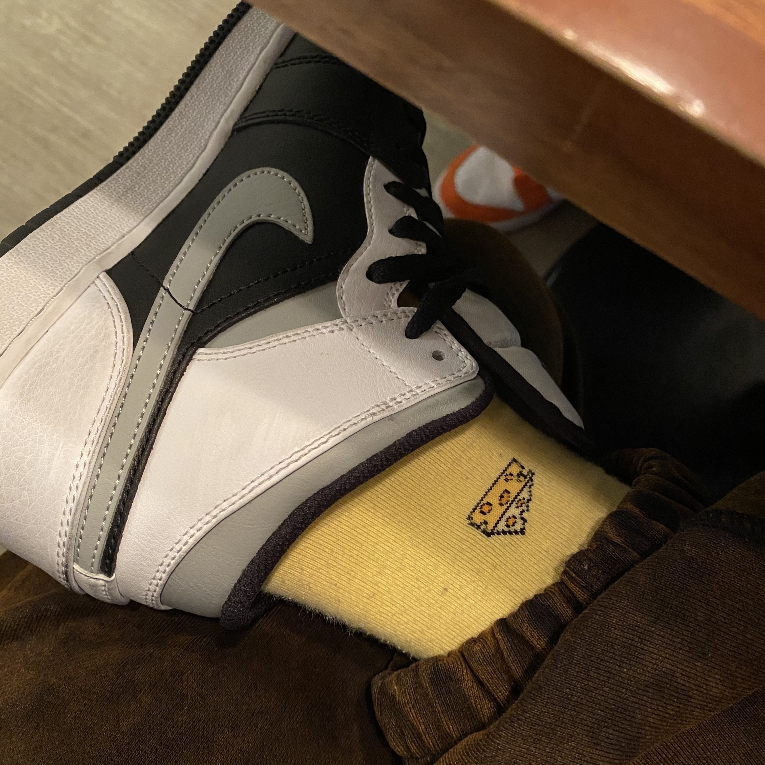 (GS) Jordan 1 Mid White Shadow 착용 스타일