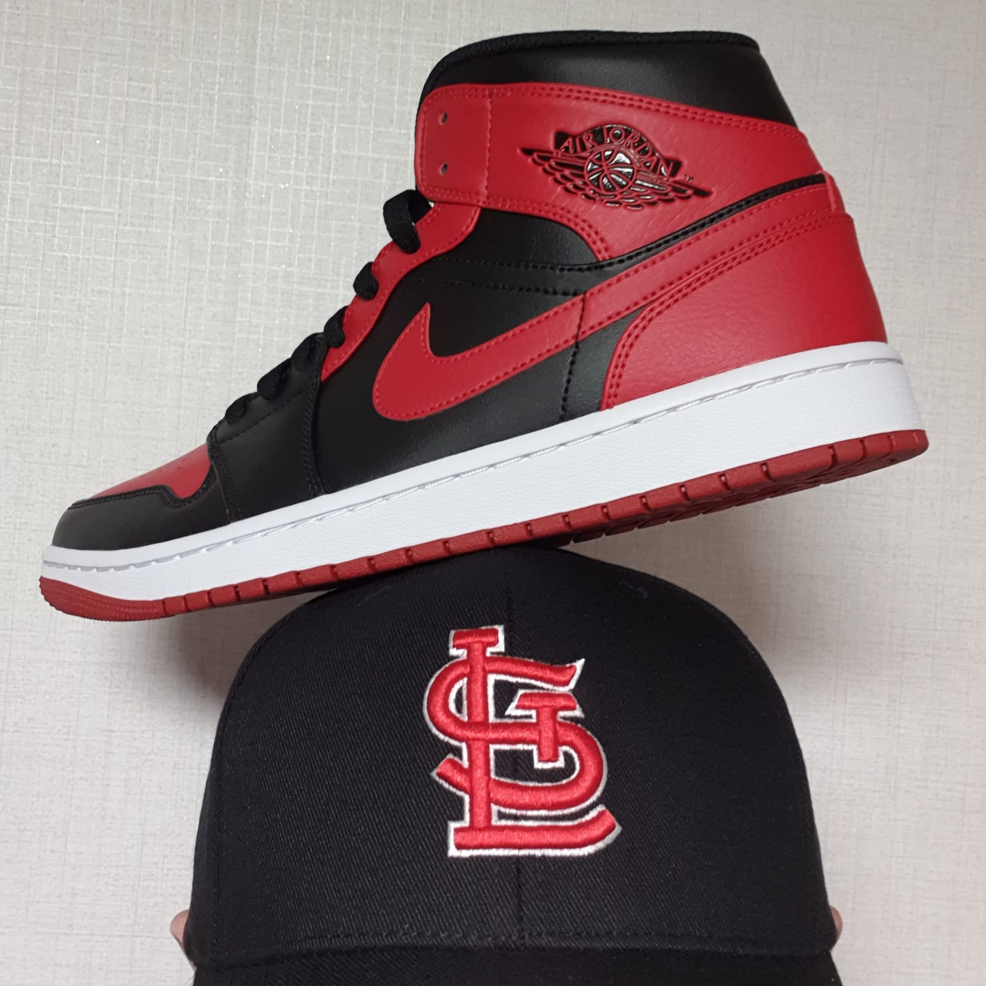 Jordan 1 Mid Bred Banned 2020 착용 스타일