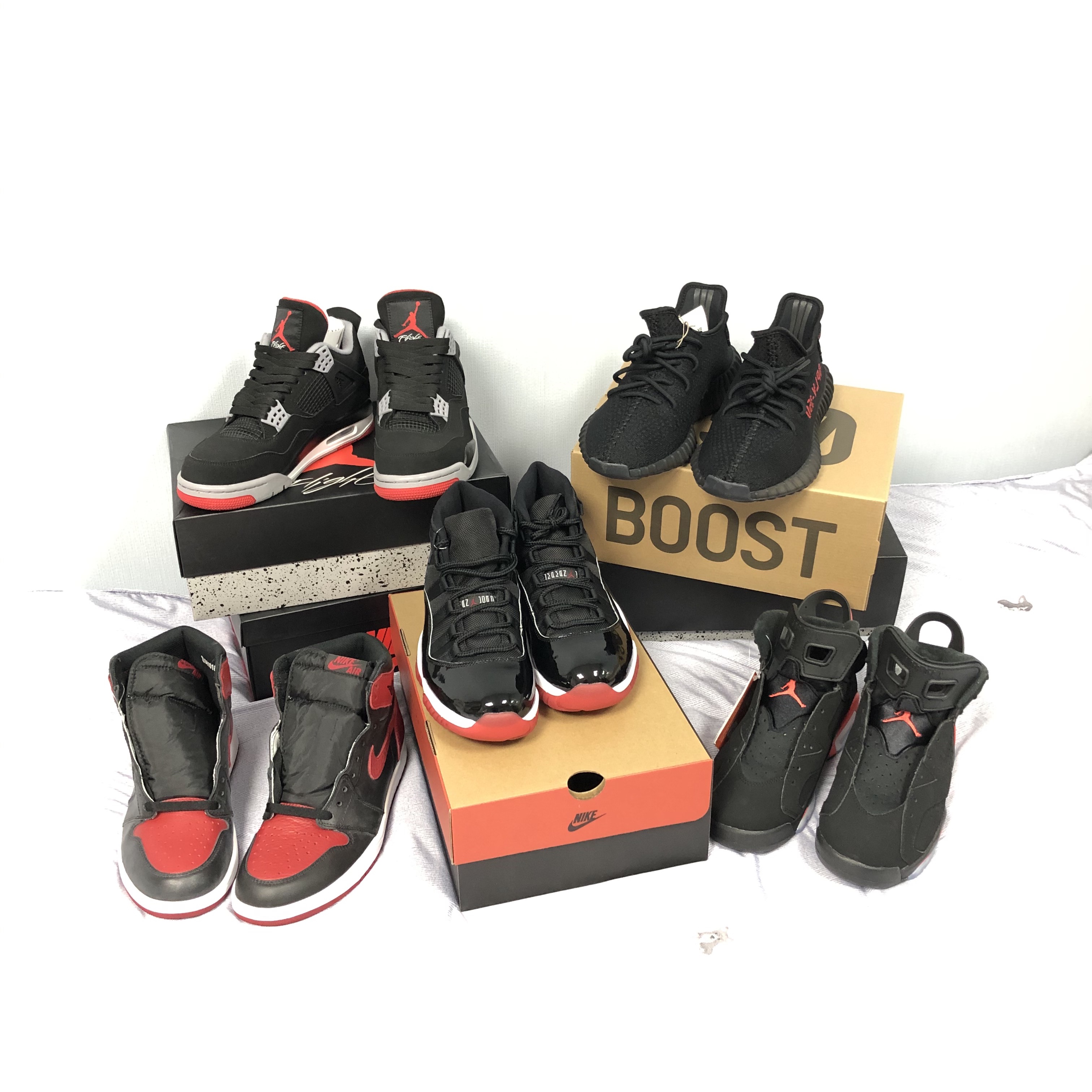 Jordan 1 Retro High OG Bred Banned 2016, Jordan 4 Retro Bred 2019 착용 스타일 - 1