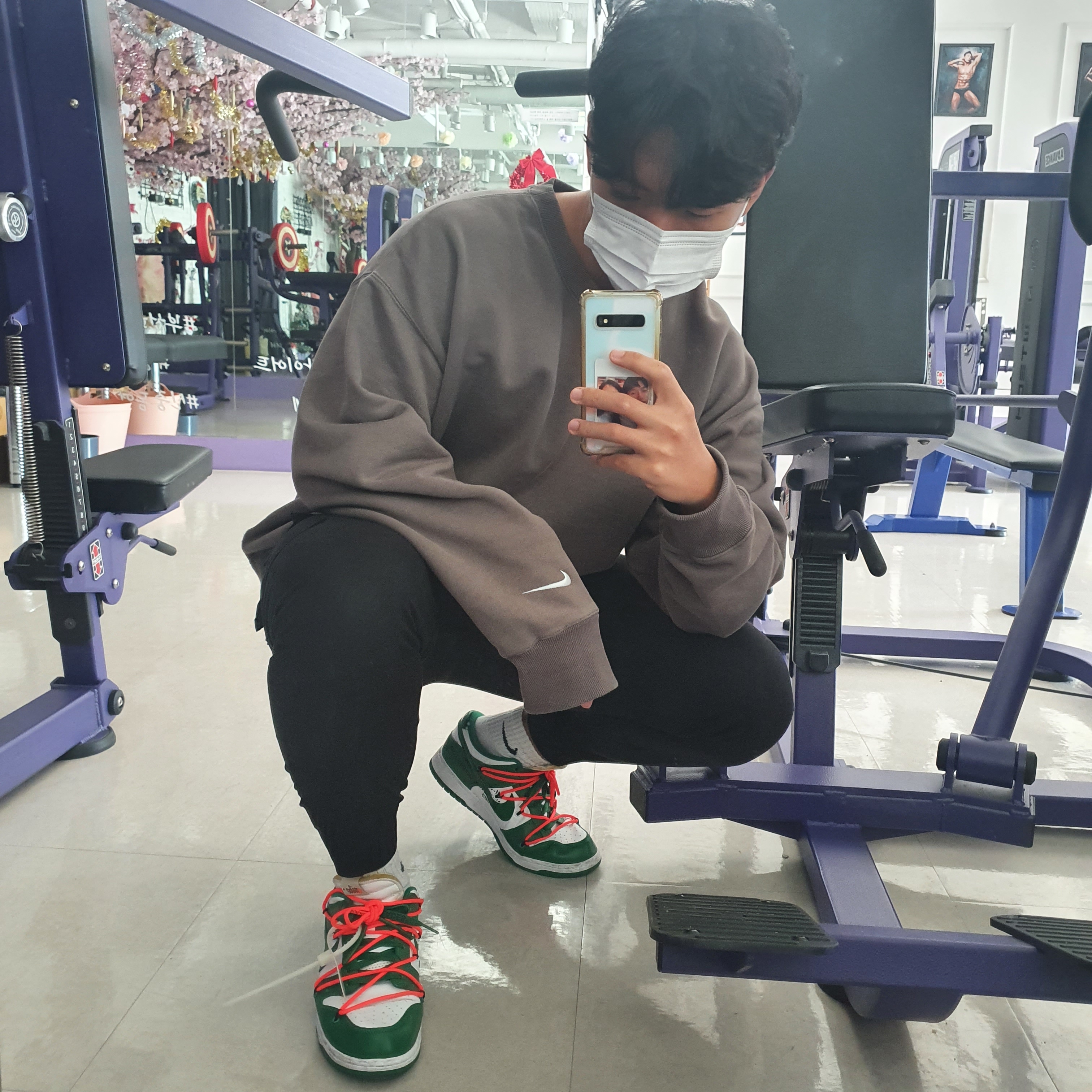 Nike x Off-White Dunk Low Pine Green 착용 스타일