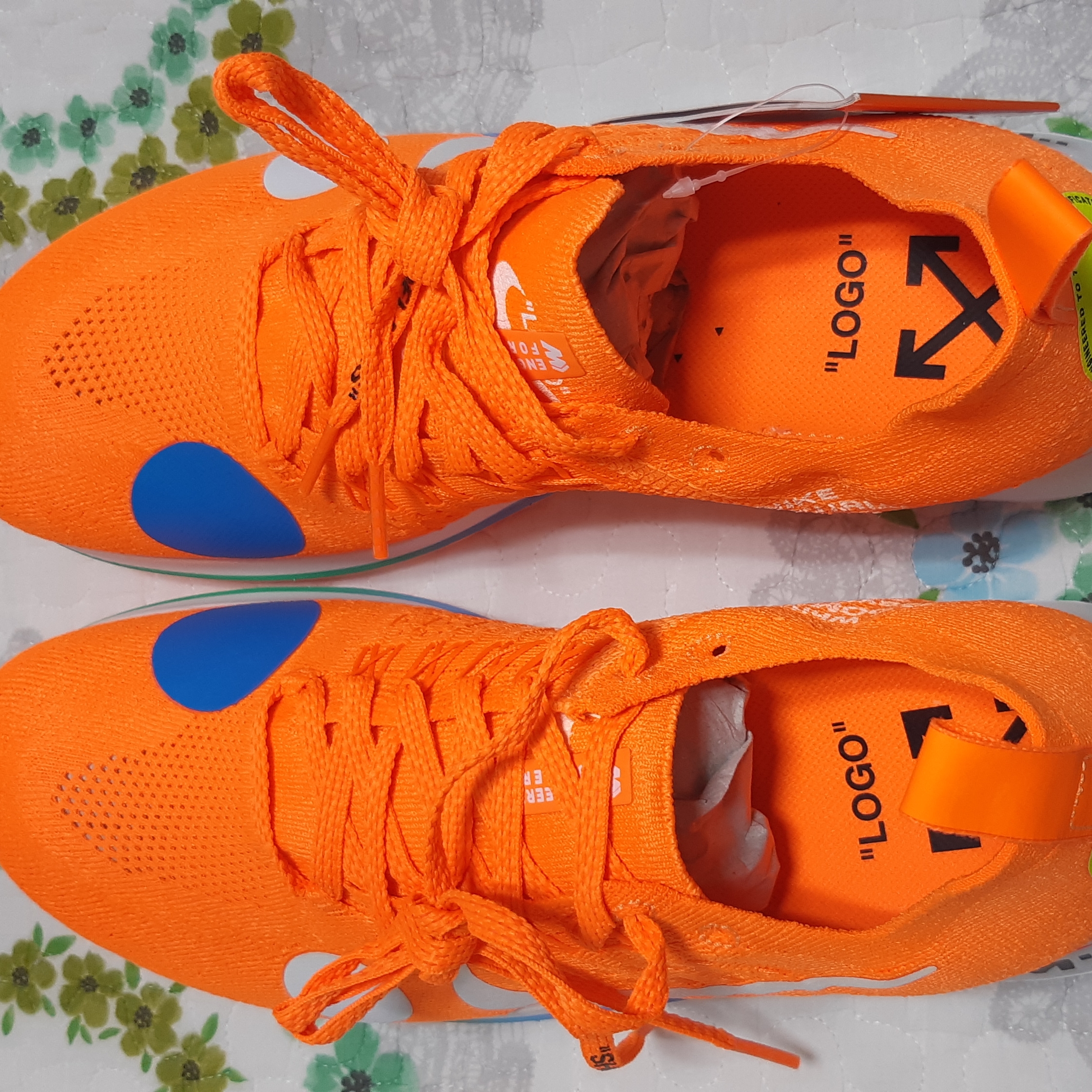 Nike x Off-White Zoom Fly Mercurial Total Orange 착용 스타일 - 1