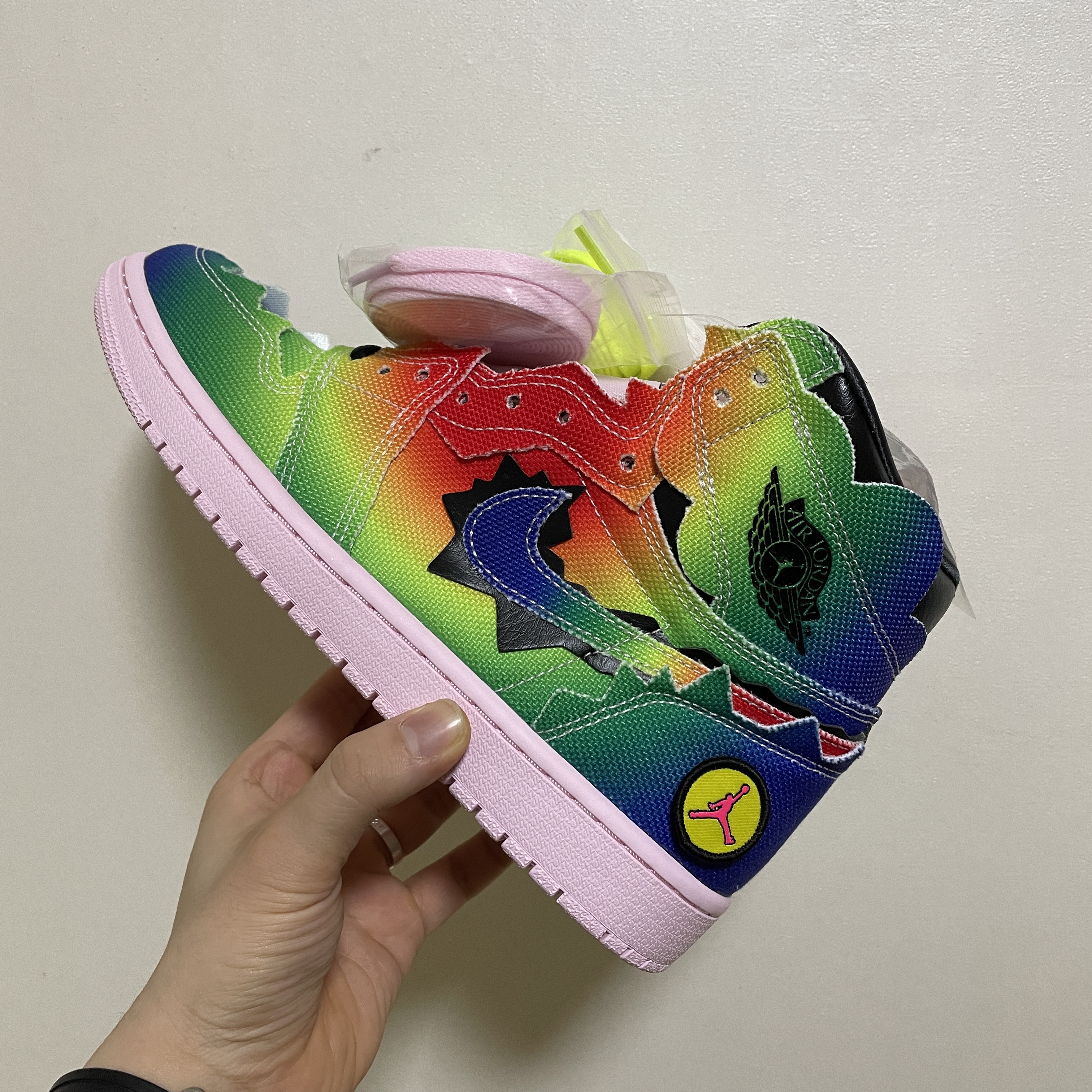 Jordan 1 x J Balvin Retro High OG 착용 스타일