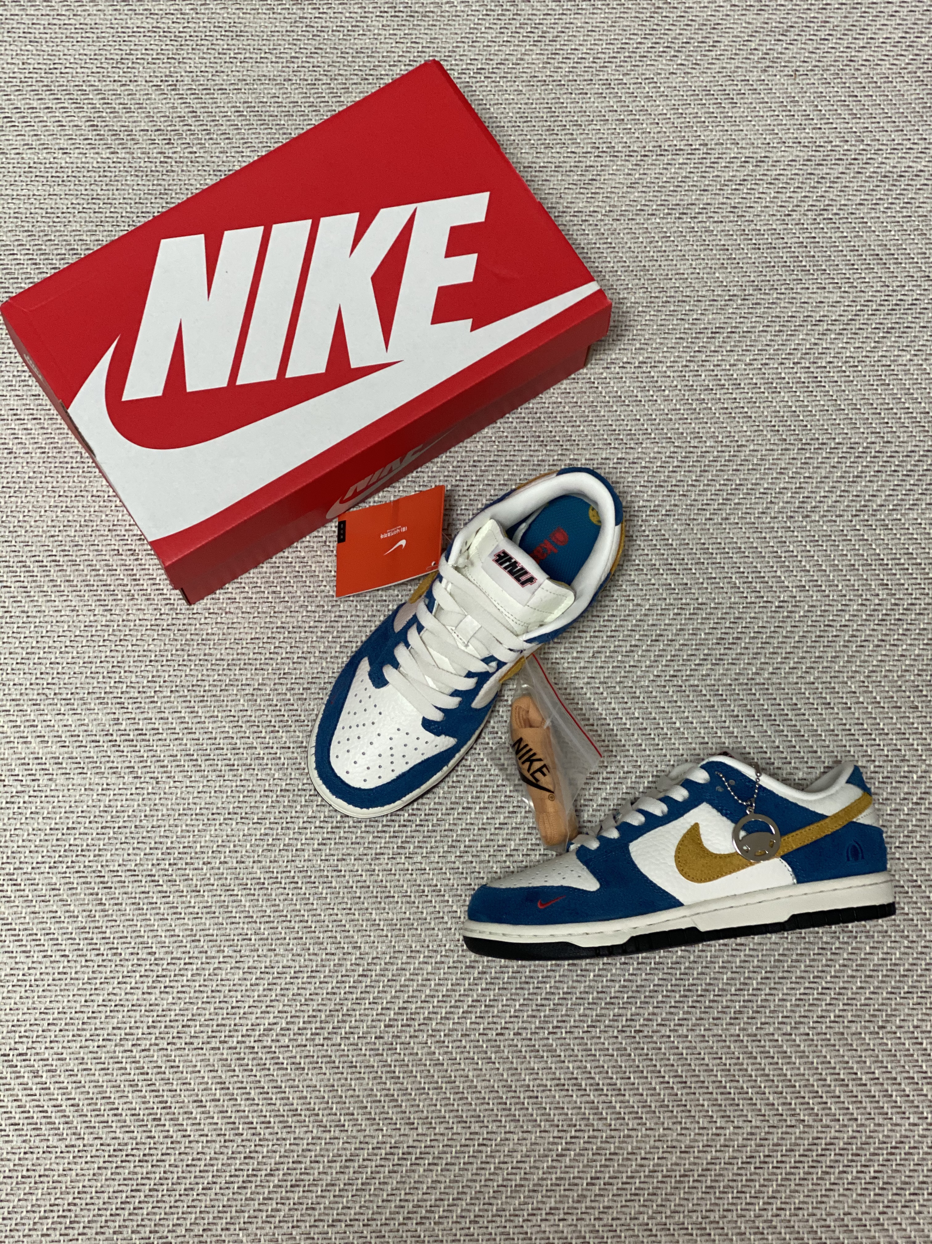 Nike x Kasina Dunk Low 80's Bus 착용 스타일