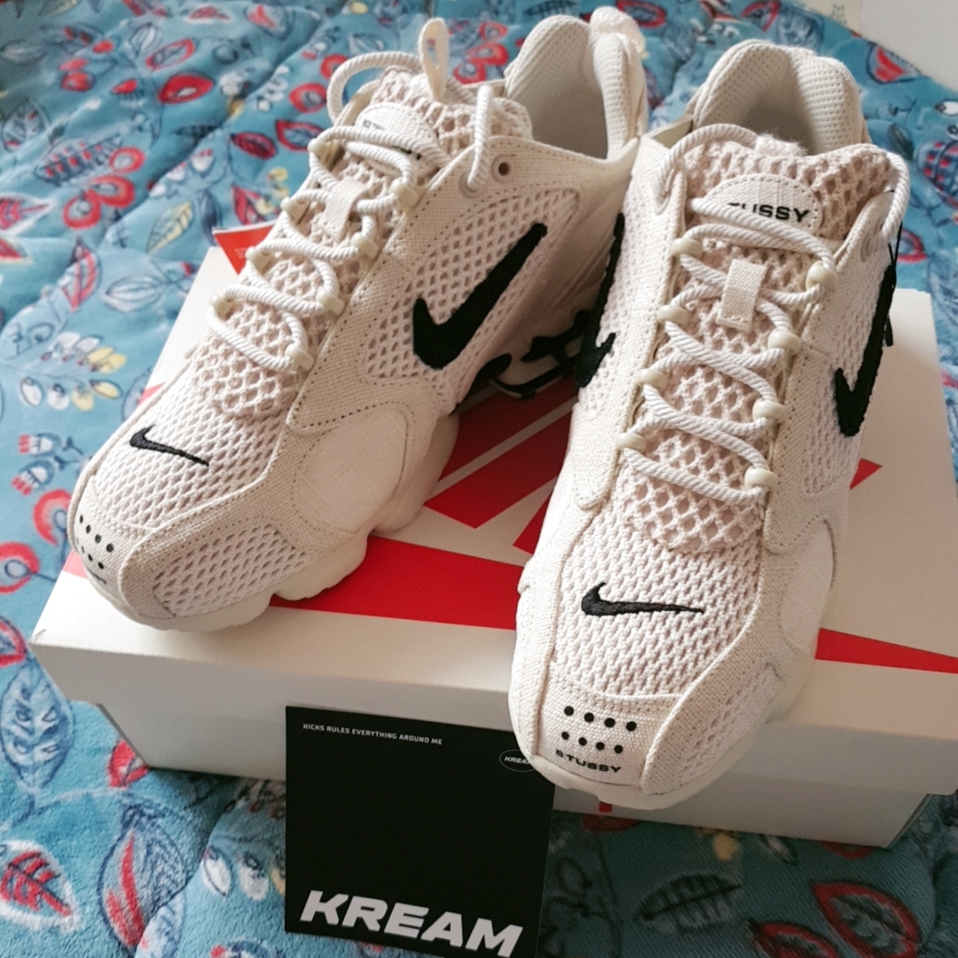 Nike x Stussy Air Zoom Spiridon Cage 2 Fossil 착용 스타일