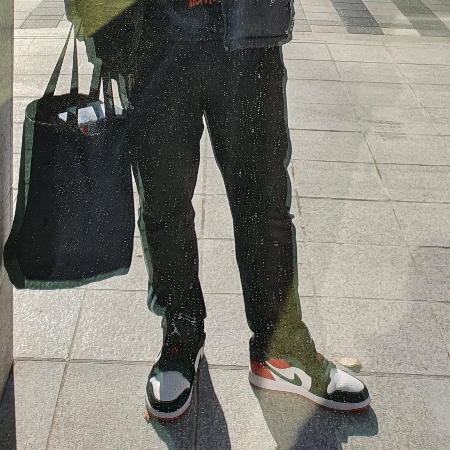 Jordan 1 Low Black Toe 착용 스타일 - 3