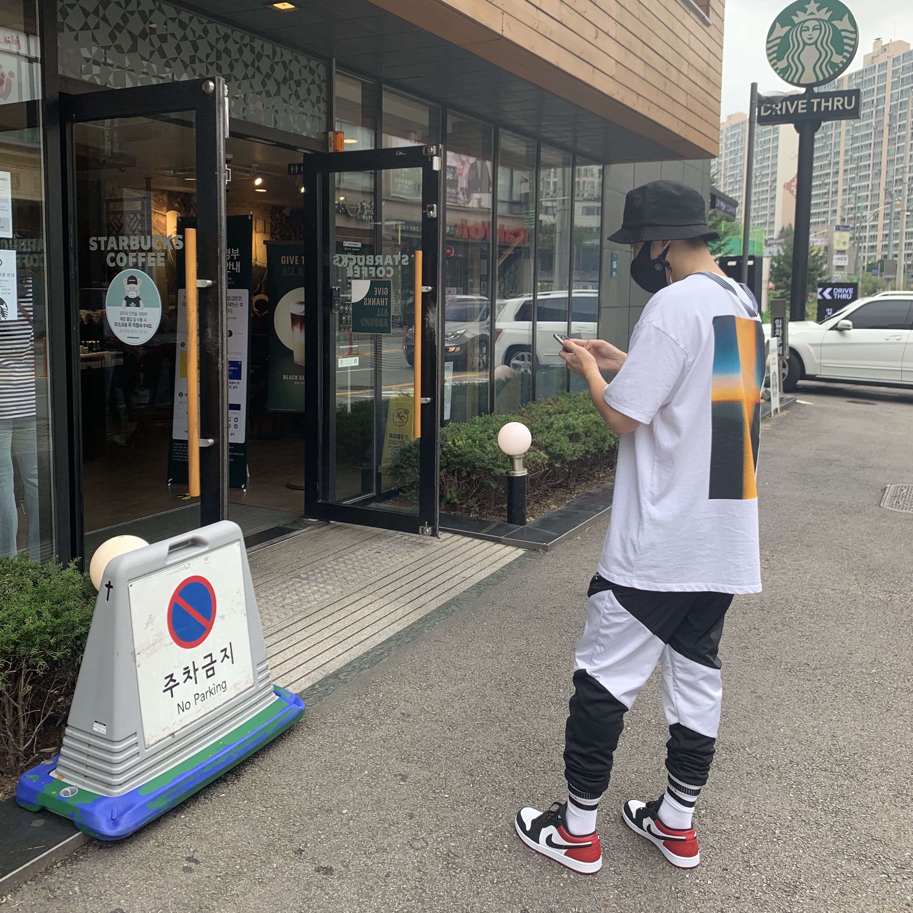 Jordan 1 Low Black Toe 착용 스타일
