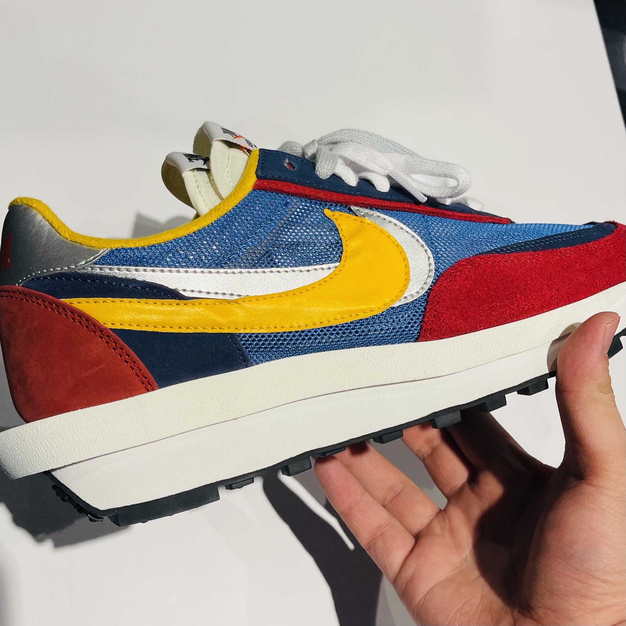 Nike x Sacai LDWaffle Blue Multi 착용 스타일