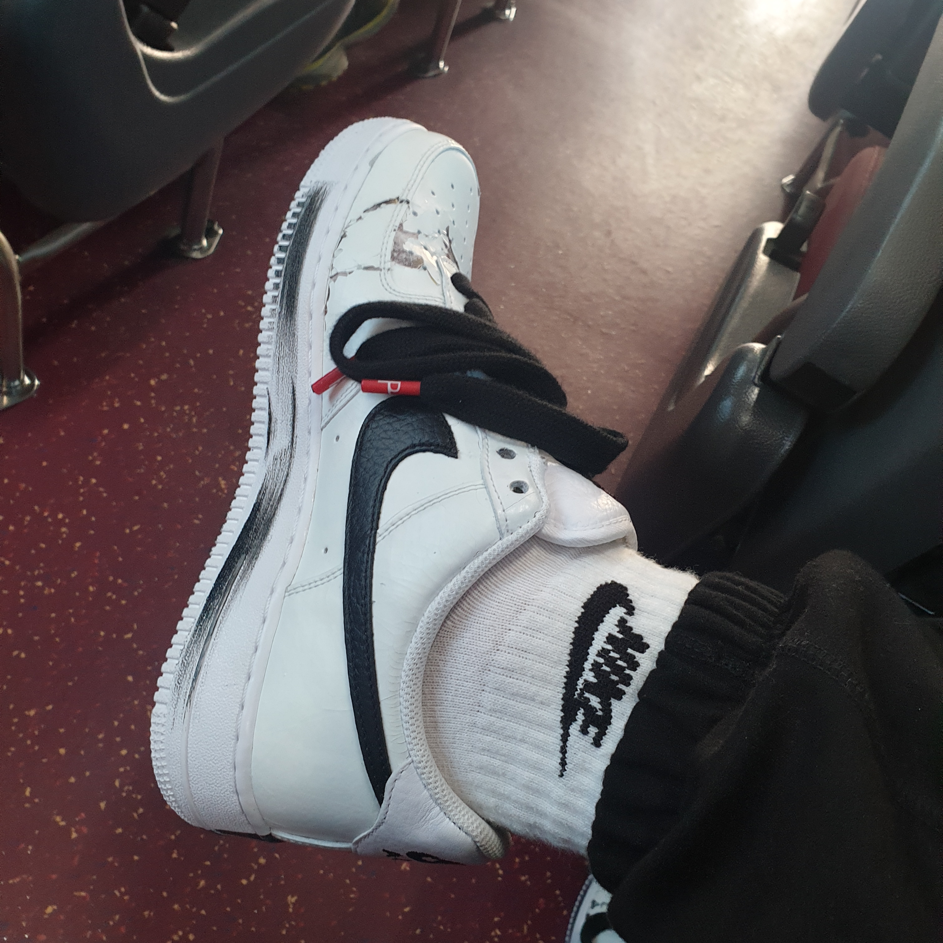 Nike x Peaceminusone Air Force 1 Low Para-Noise 2.0 착용 스타일 - 5