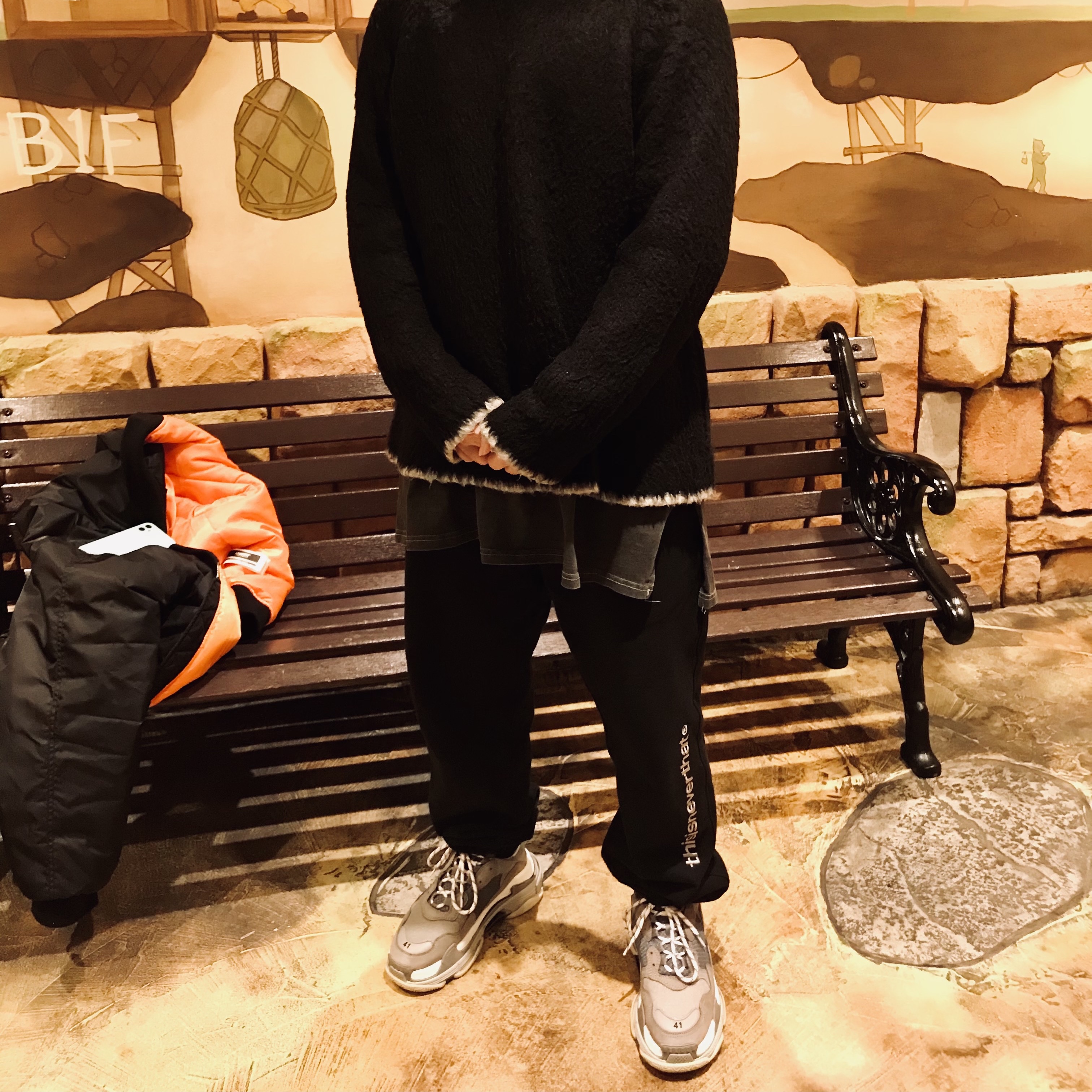 Balenciaga Triple S Grey 2018 착용 스타일