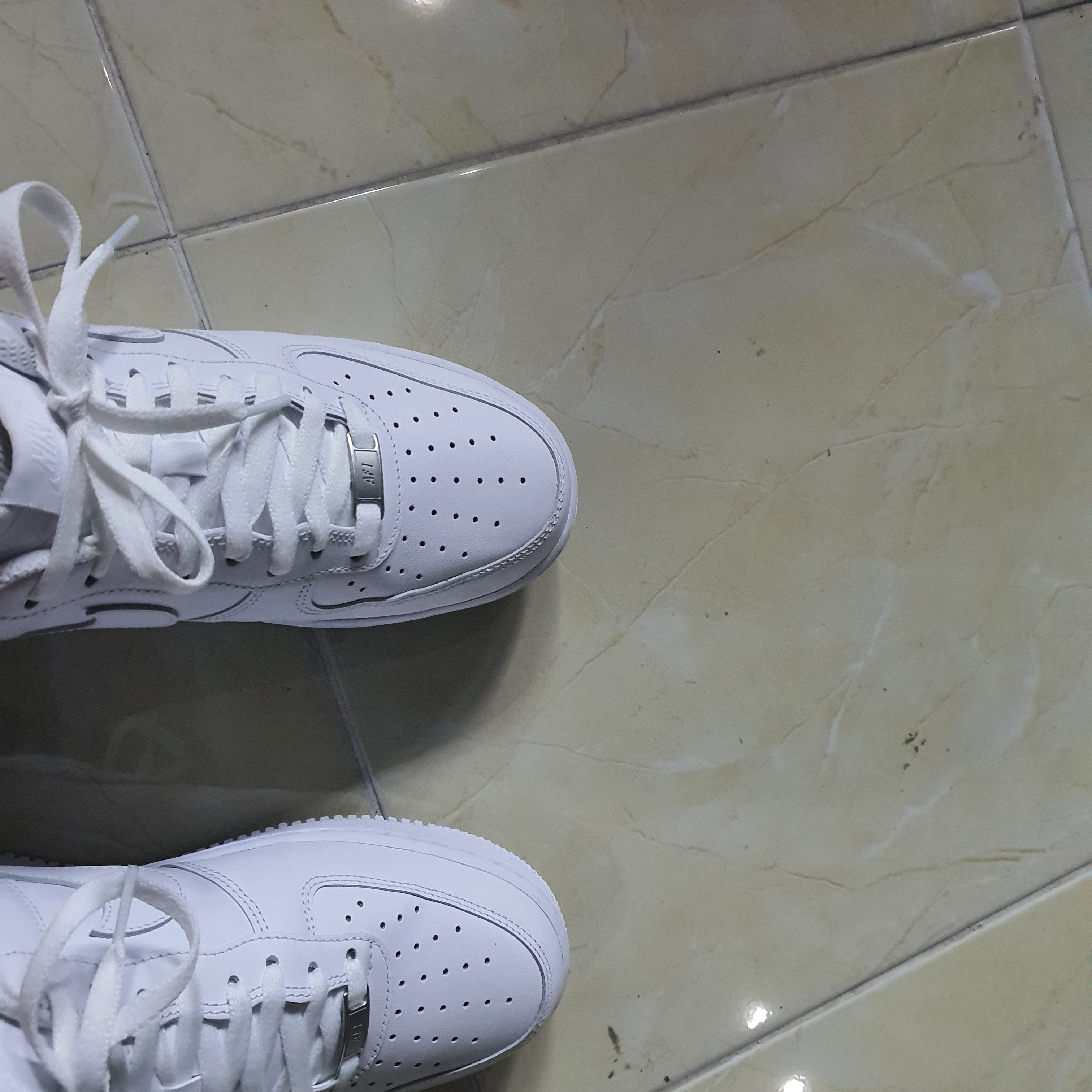 Nike Air Force 1 '07 Low White 착용 스타일
