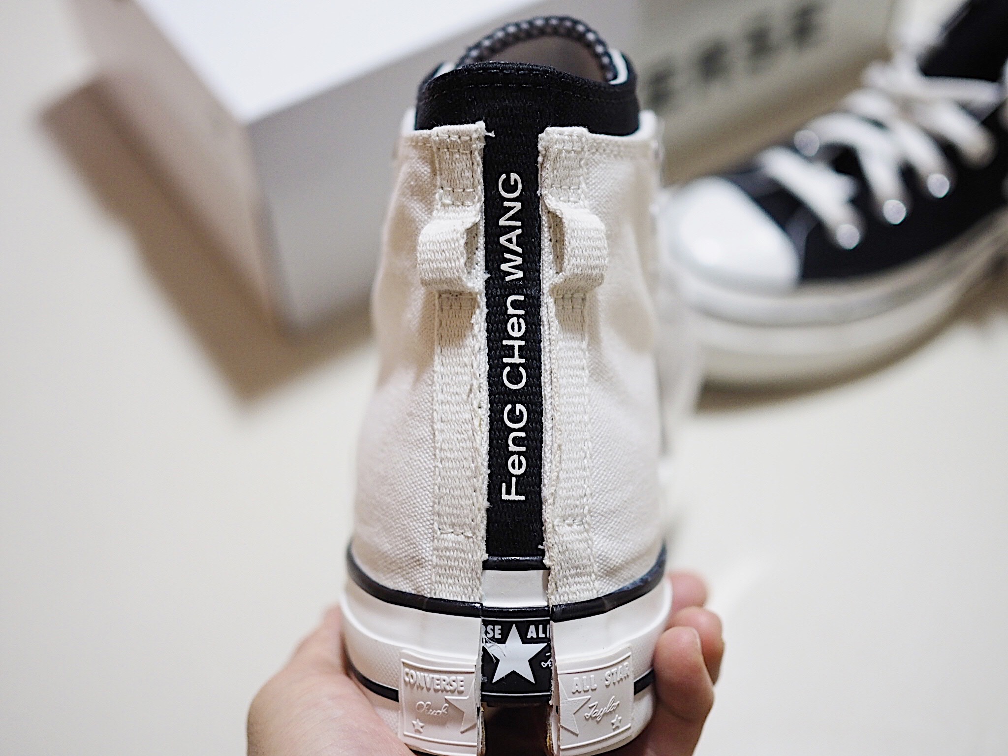 Converse x Feng Chen Wang Chuck 70 2-in-1 Natural Ivory Black 착용 스타일 - 3