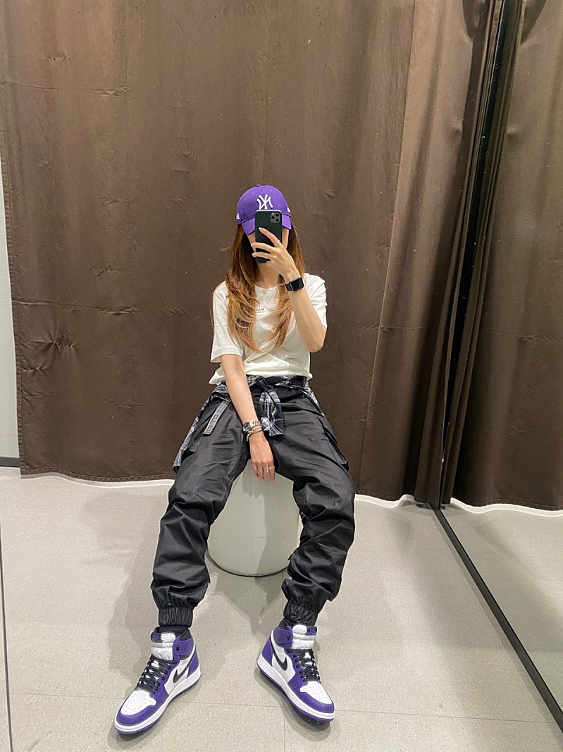 Jordan 1 Retro High OG Court Purple 2020 착용 스타일 - 3