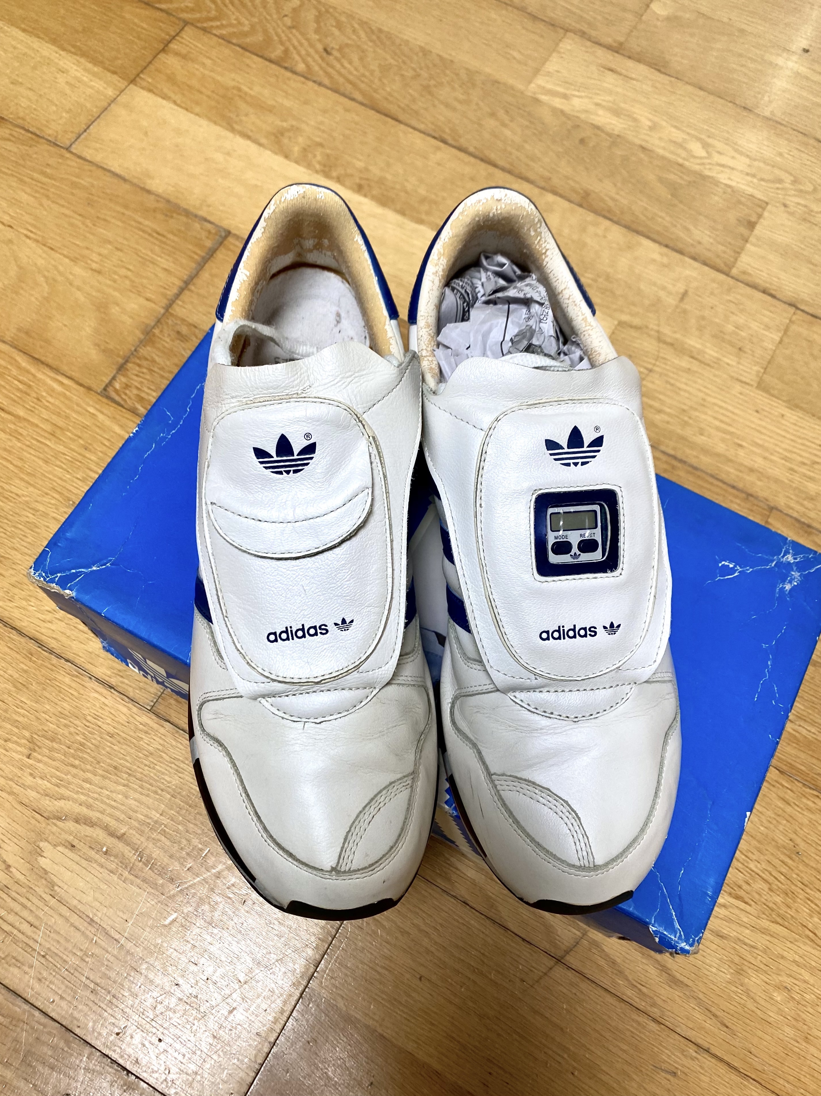 Adidas Micropacer 2 착용 스타일