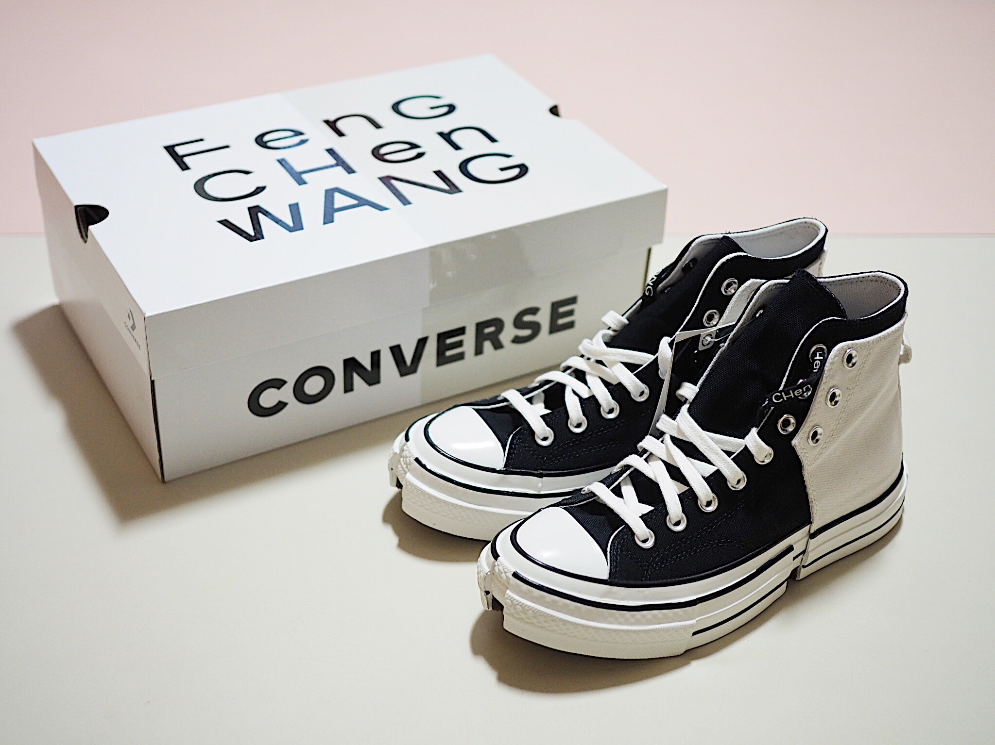 Converse x Feng Chen Wang Chuck 70 2-in-1 Natural Ivory Black 착용 스타일 - 1