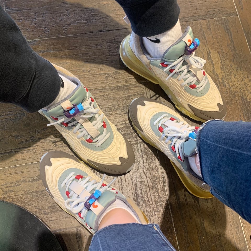 Nike x Travis Scott Air Max 270 React Cactus Trails 착용 스타일
