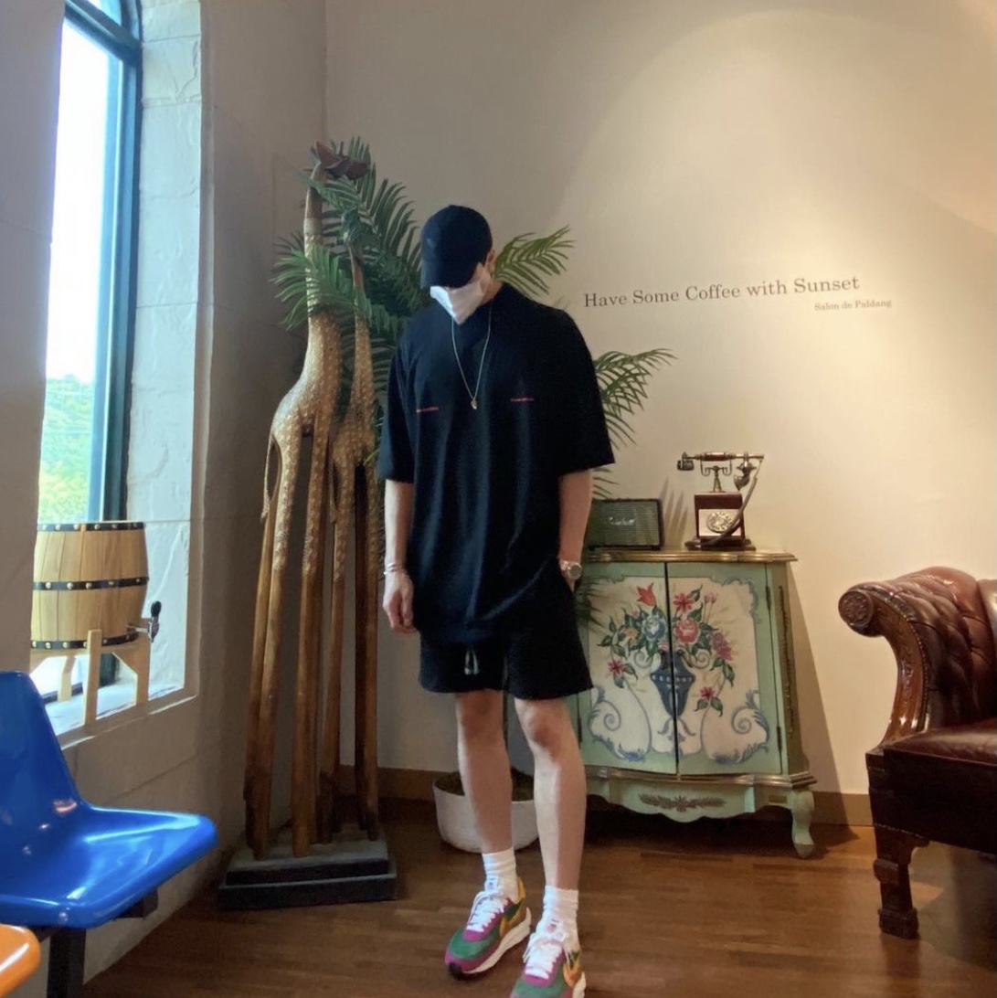 Nike x Sacai LDWaffle Pine Green 착용 스타일