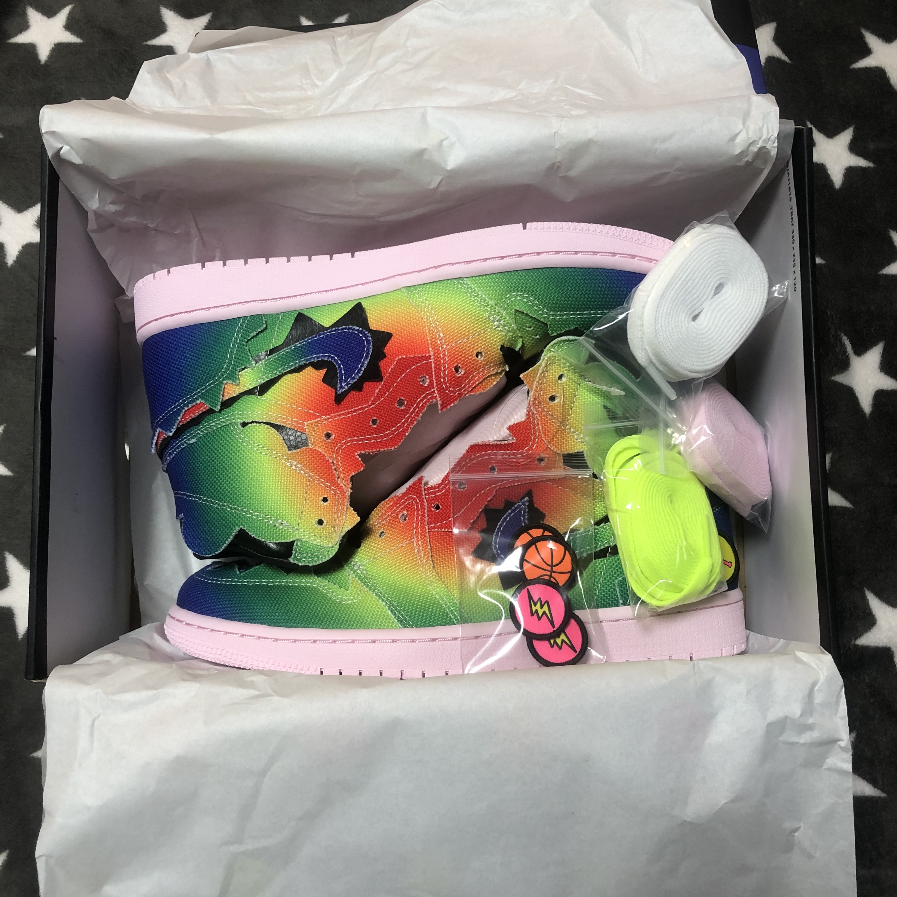 Jordan 1 x J Balvin Retro High OG 착용 스타일 - 1