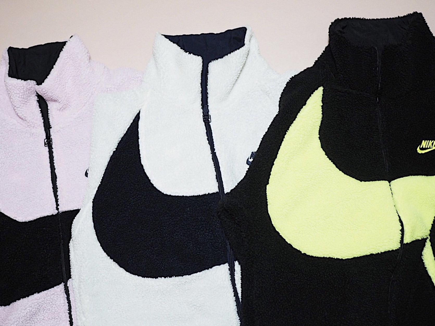 Nike Big Swoosh Full Zip Jacket Black Volt, Nike Big Swoosh Full Zip Jacket White Navy 착용 스타일 - 2