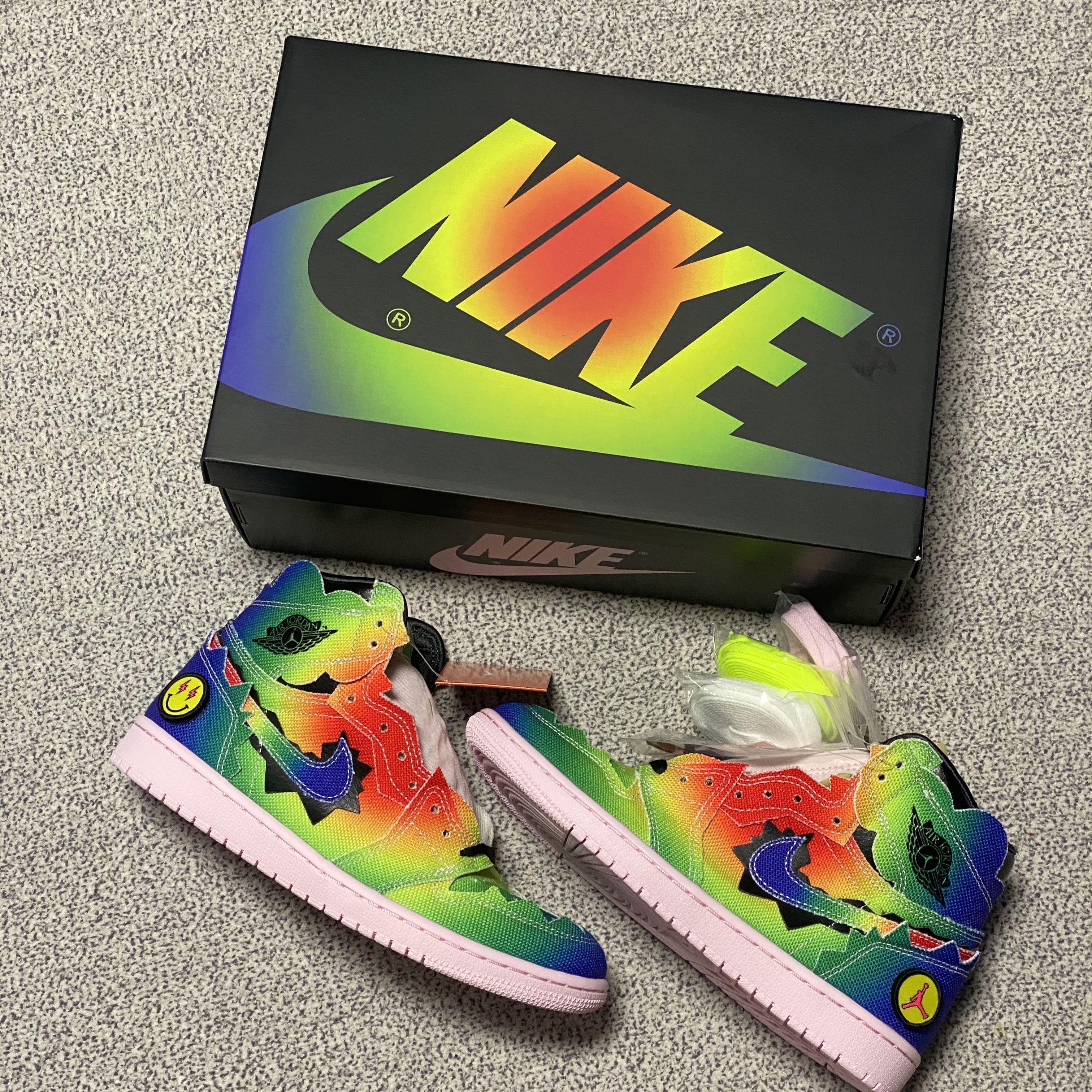 Jordan 1 x J Balvin Retro High OG 착용 스타일