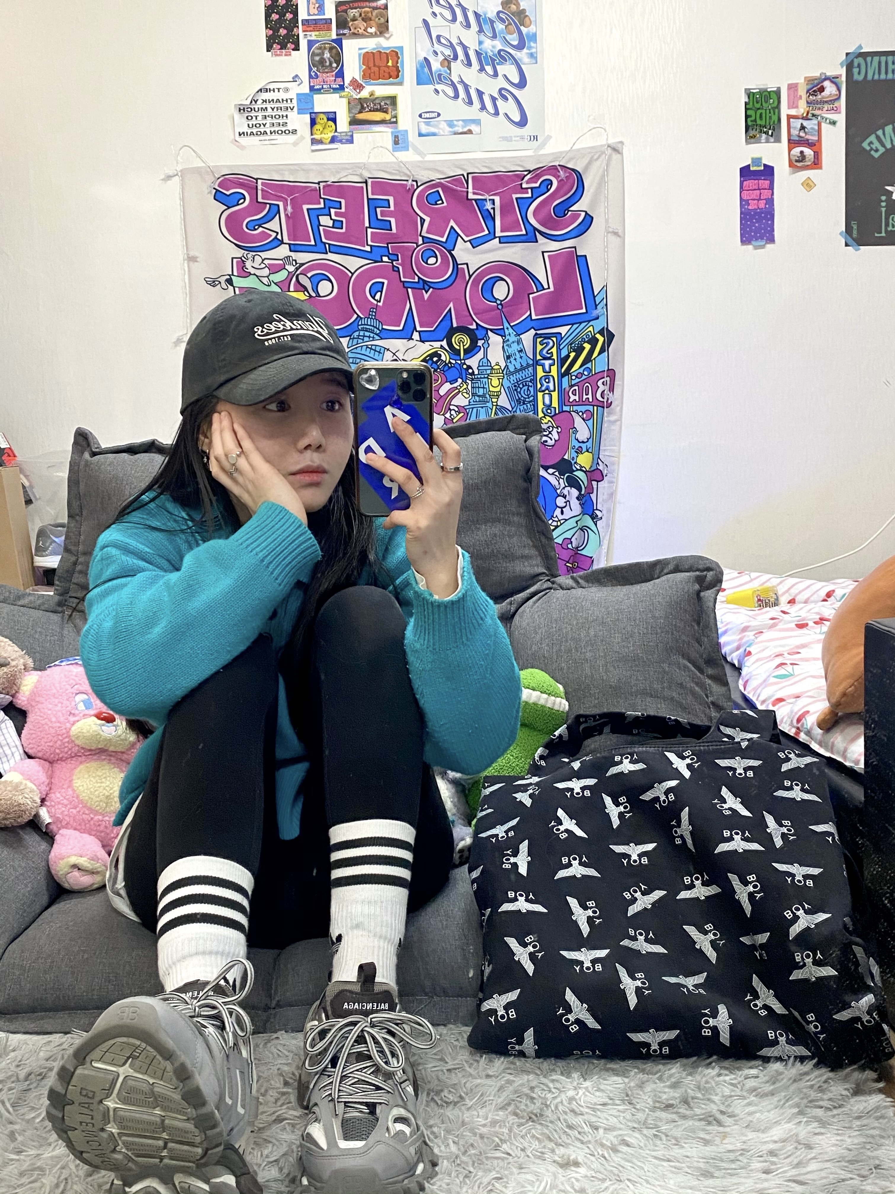 Balenciaga Track Sneakers Grey White 2019 착용 스타일 - 3