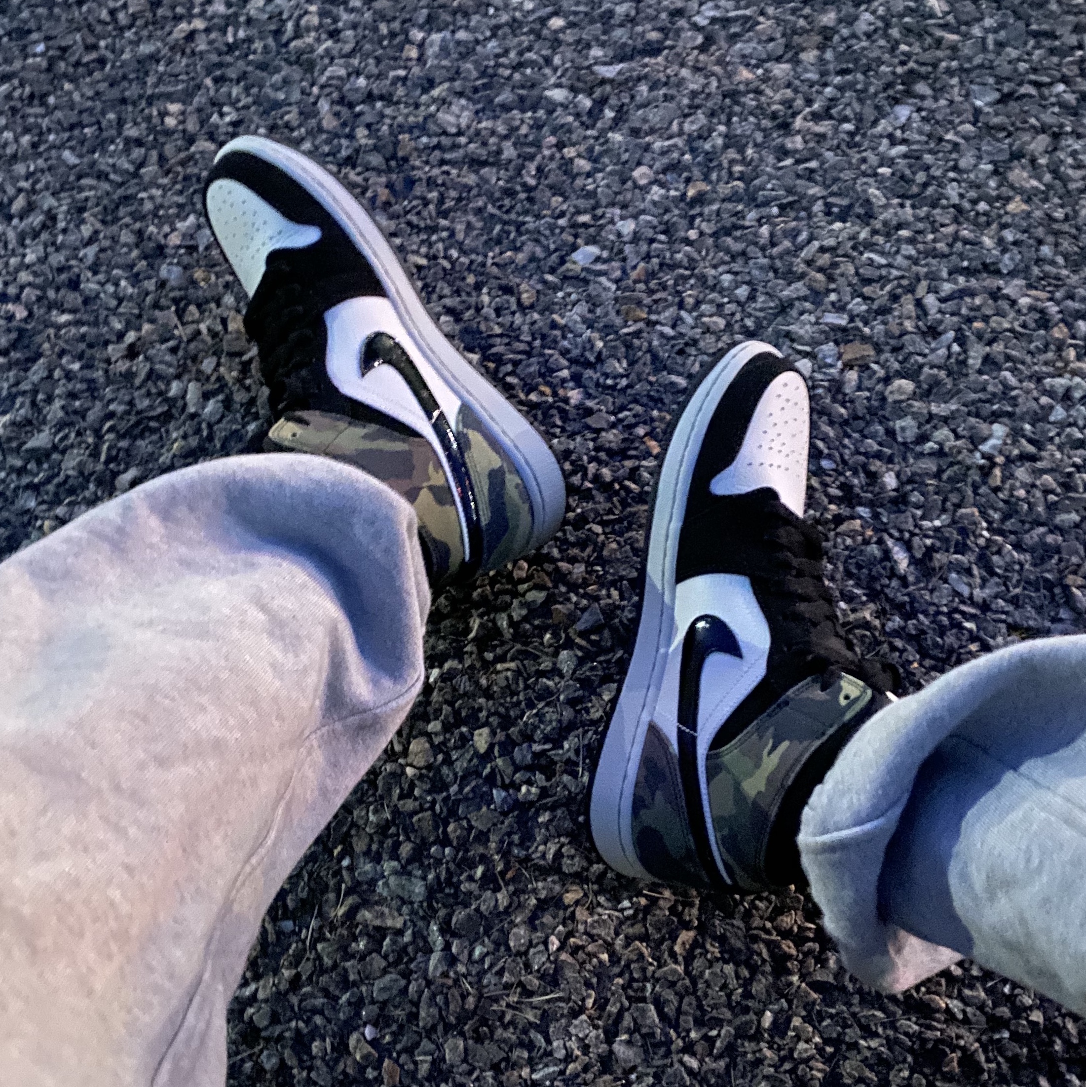 Jordan 1 Mid Camo 2020 착용 스타일 - 2