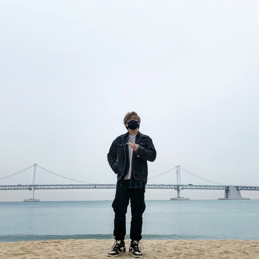 Jordan 1 x Travis Scott Retro High OG SP Mocha 착용 스타일