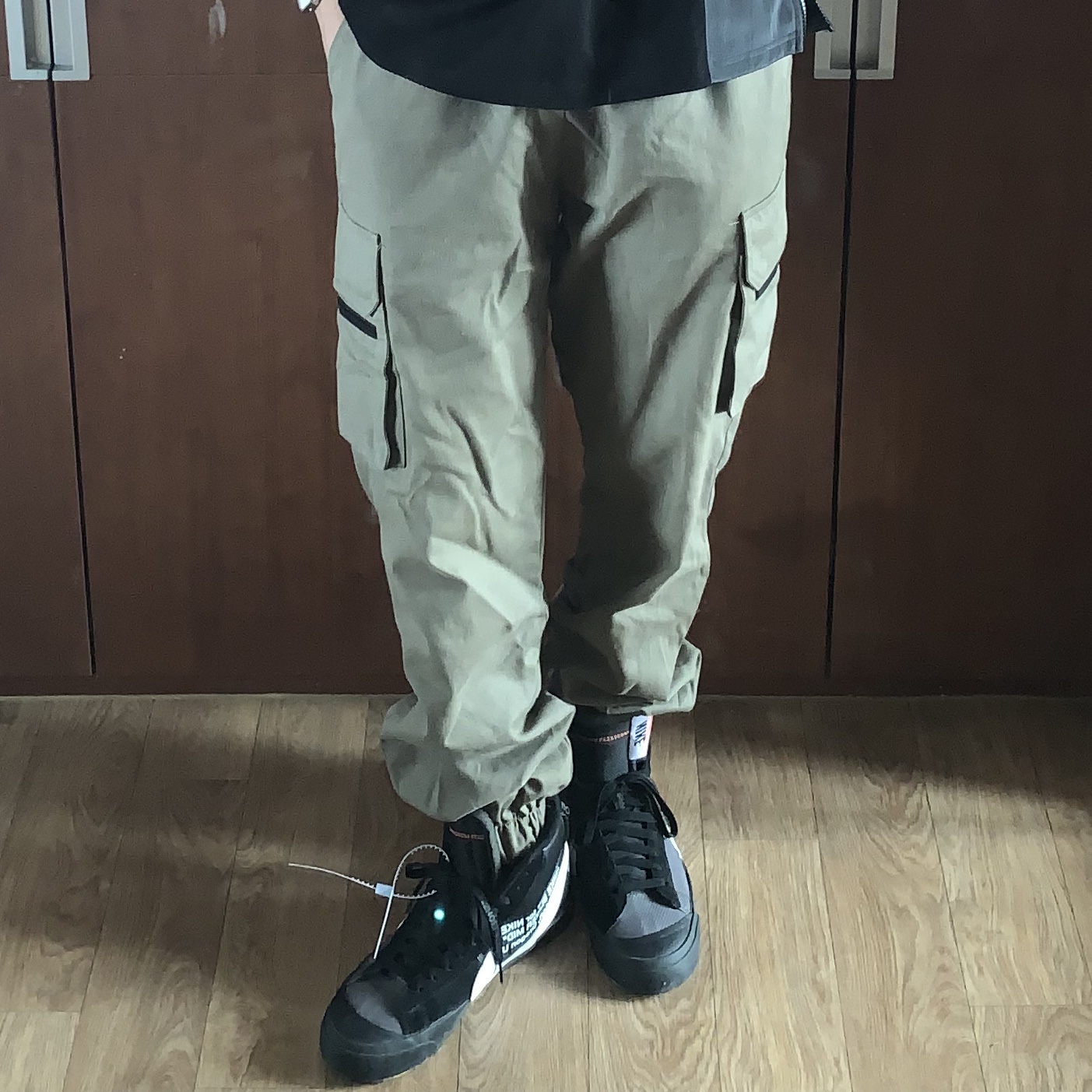 Nike x Off-White Blazer Mid Grim Reaper Black 착용 스타일