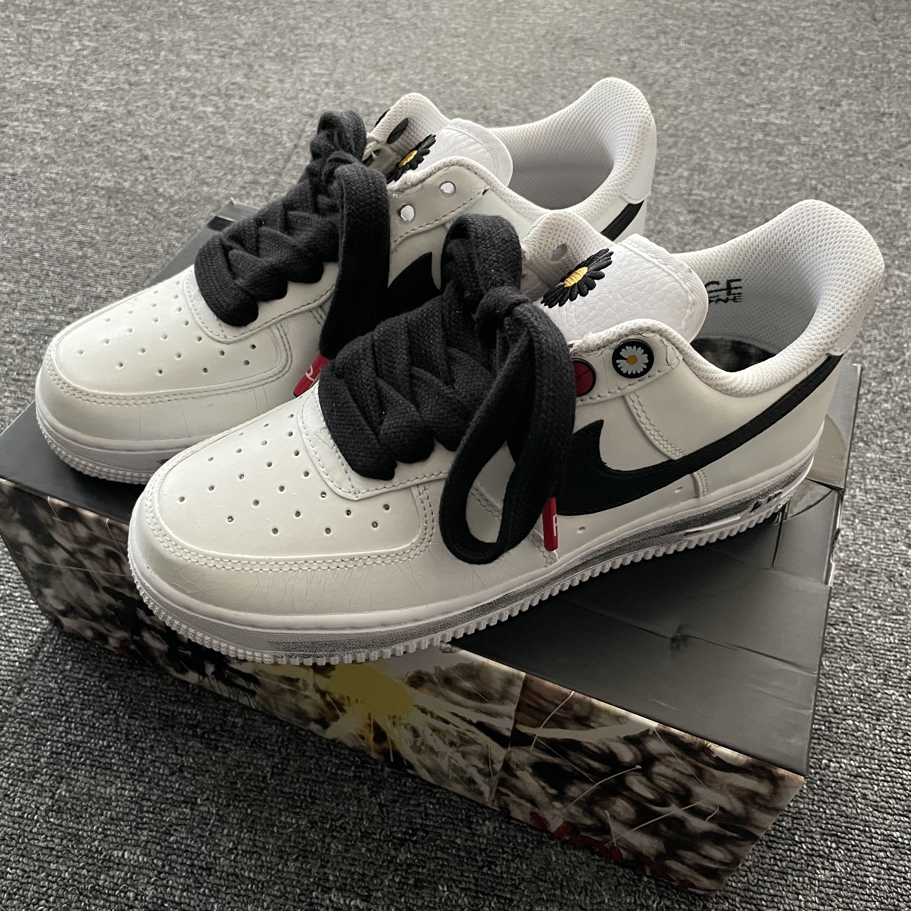 Nike x Peaceminusone Air Force 1 Low Para-Noise 2.0 착용 스타일