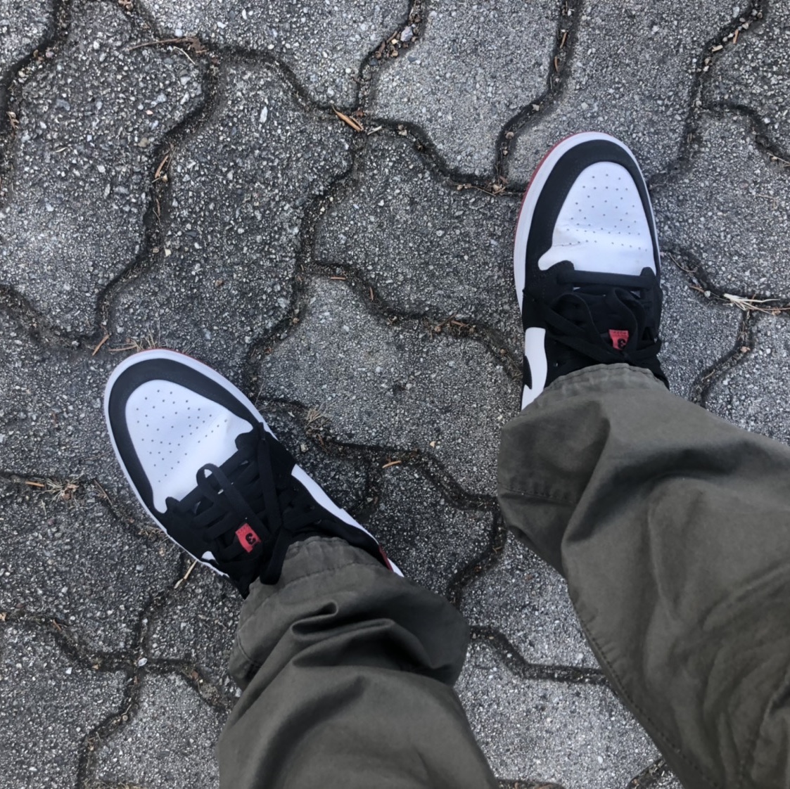 Jordan 1 Low Black Toe 착용 스타일