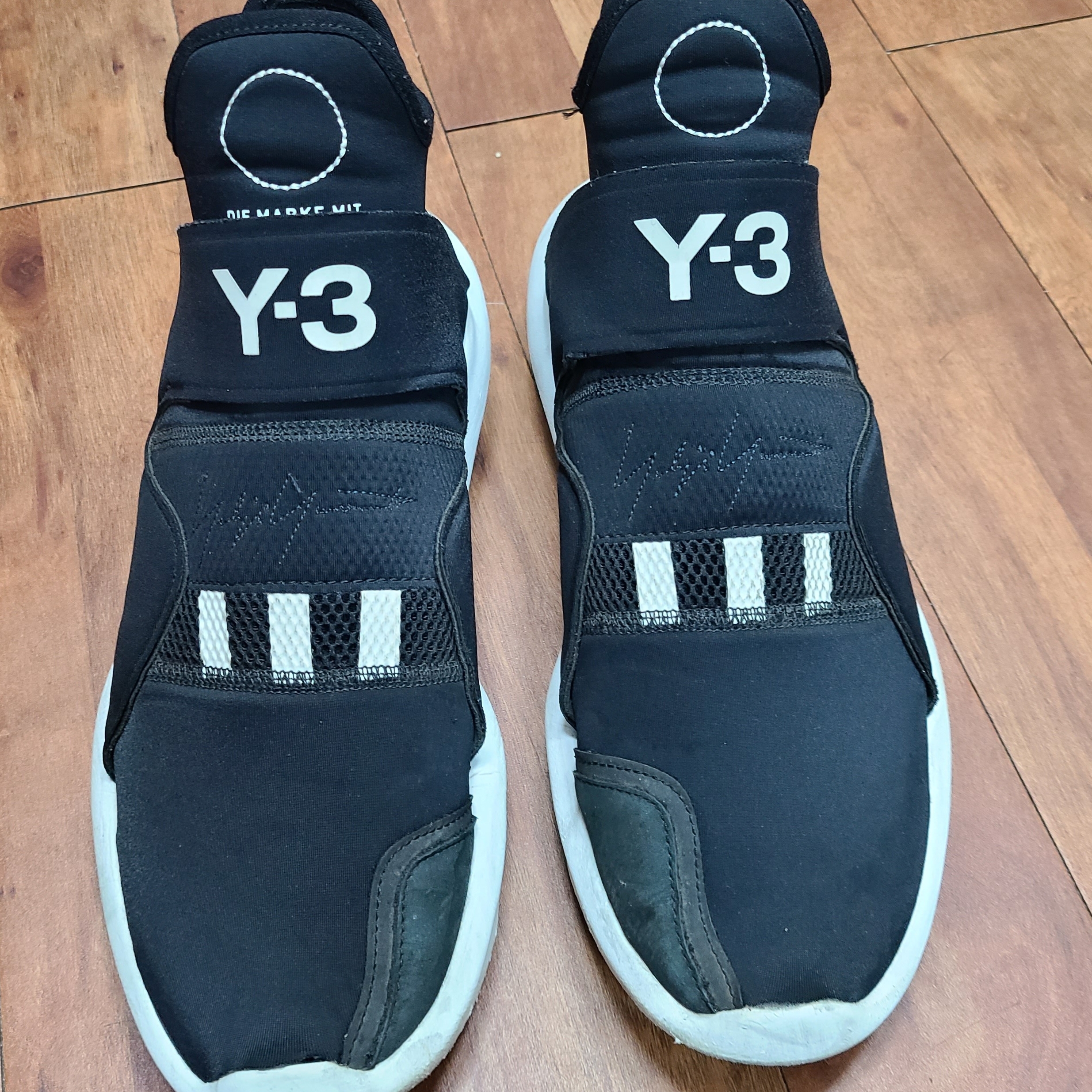Y-3 Suberou Core Black 착용 스타일