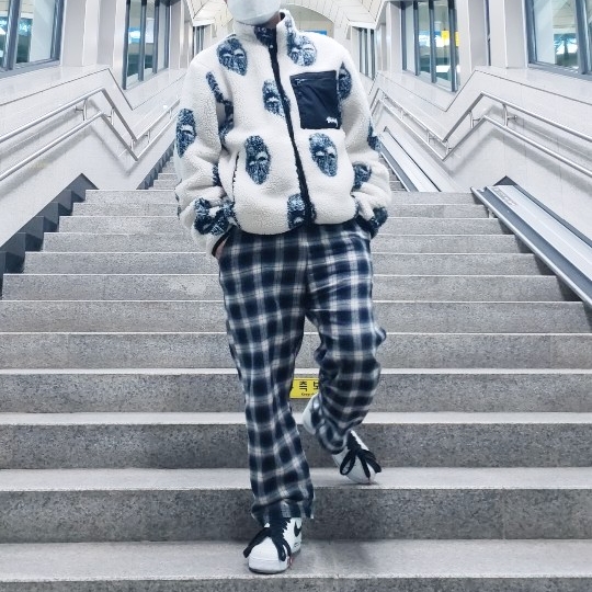Nike x Peaceminusone Air Force 1 Low Para-Noise 2.0 착용 스타일