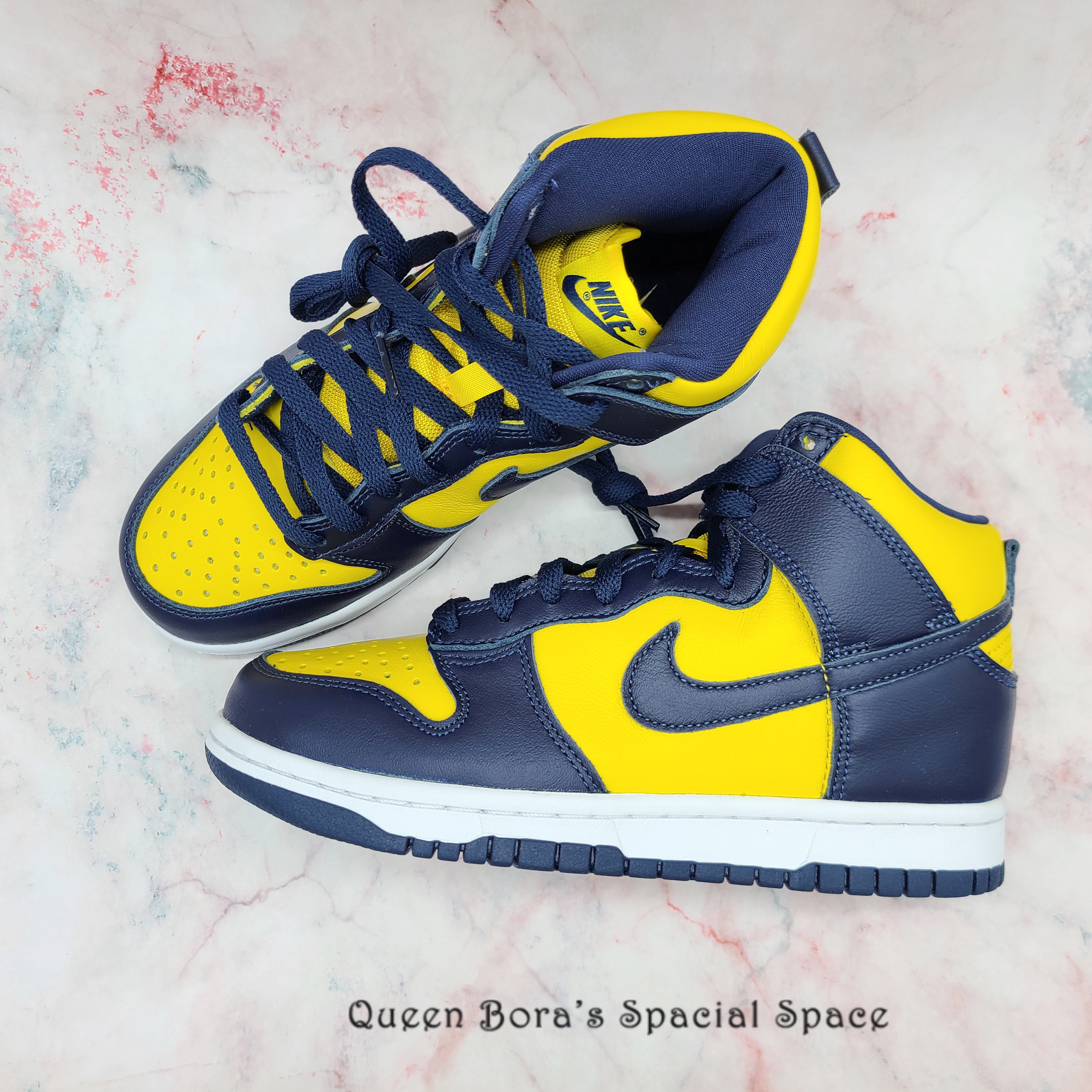 Nike Dunk High SP Maize & Blue 착용 스타일