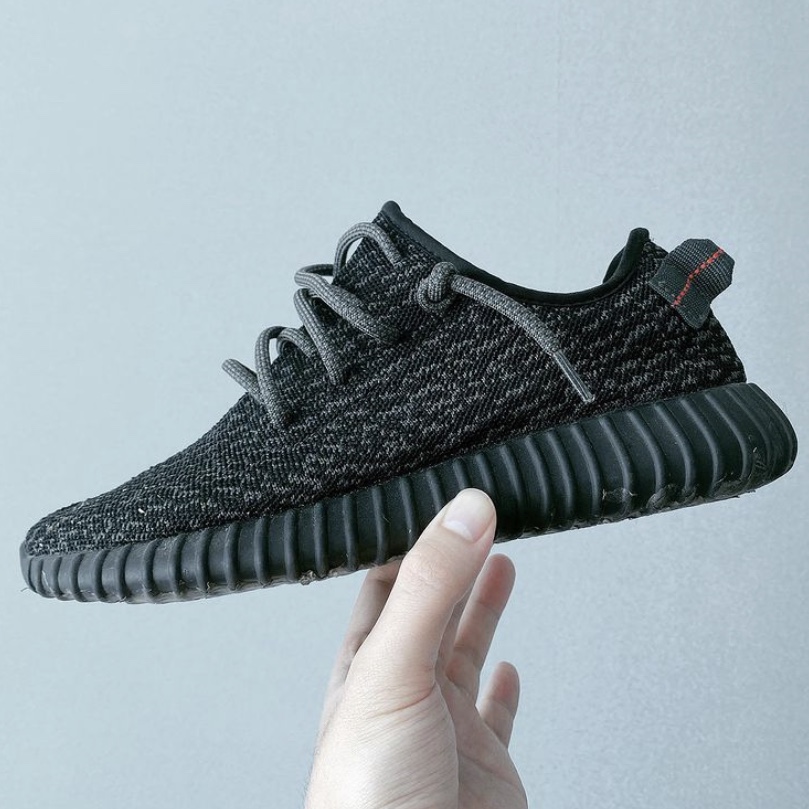 Adidas Yeezy Boost 350 Pirate Black 2016 착용 스타일