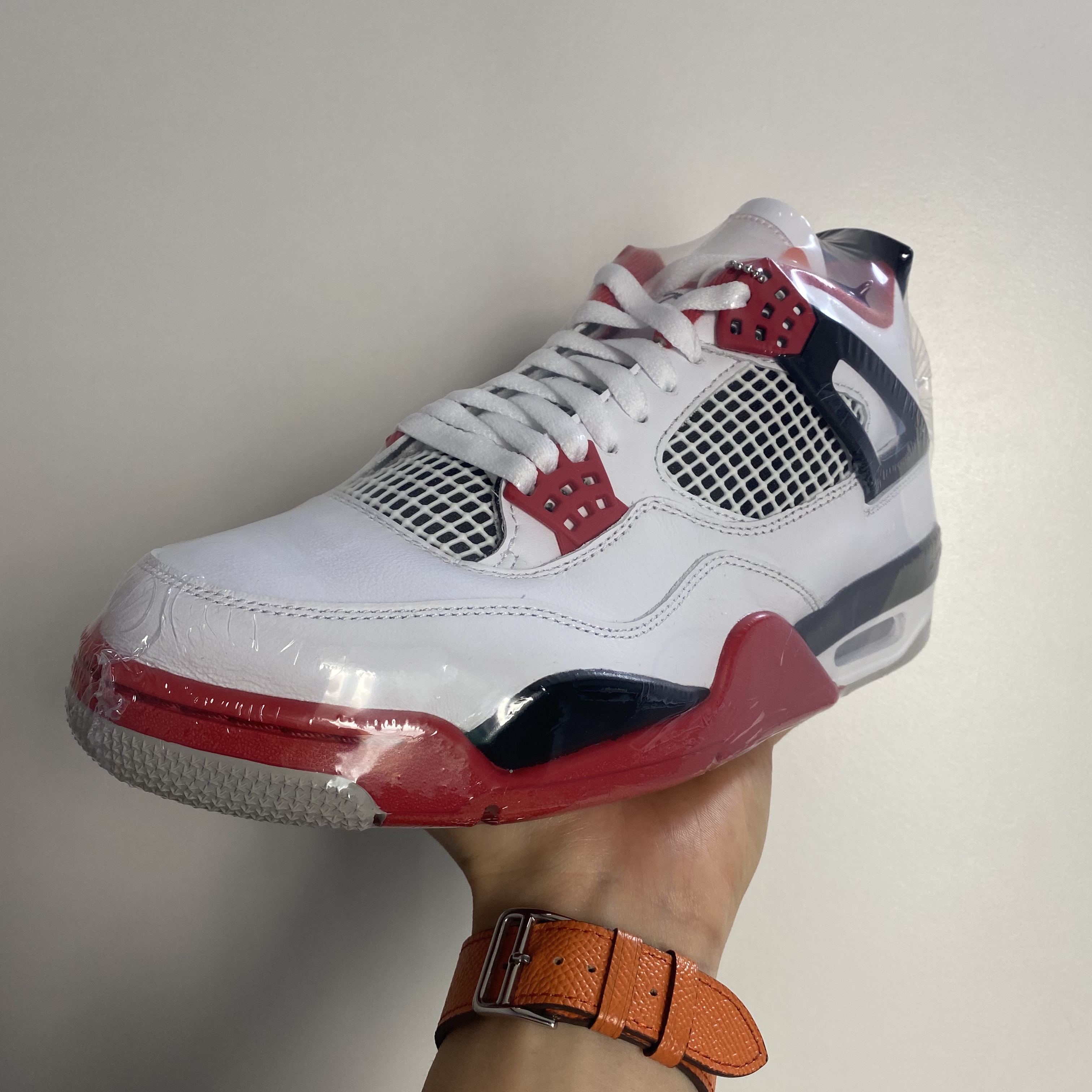 Jordan 4 Retro OG Fire Red 2020 착용 스타일