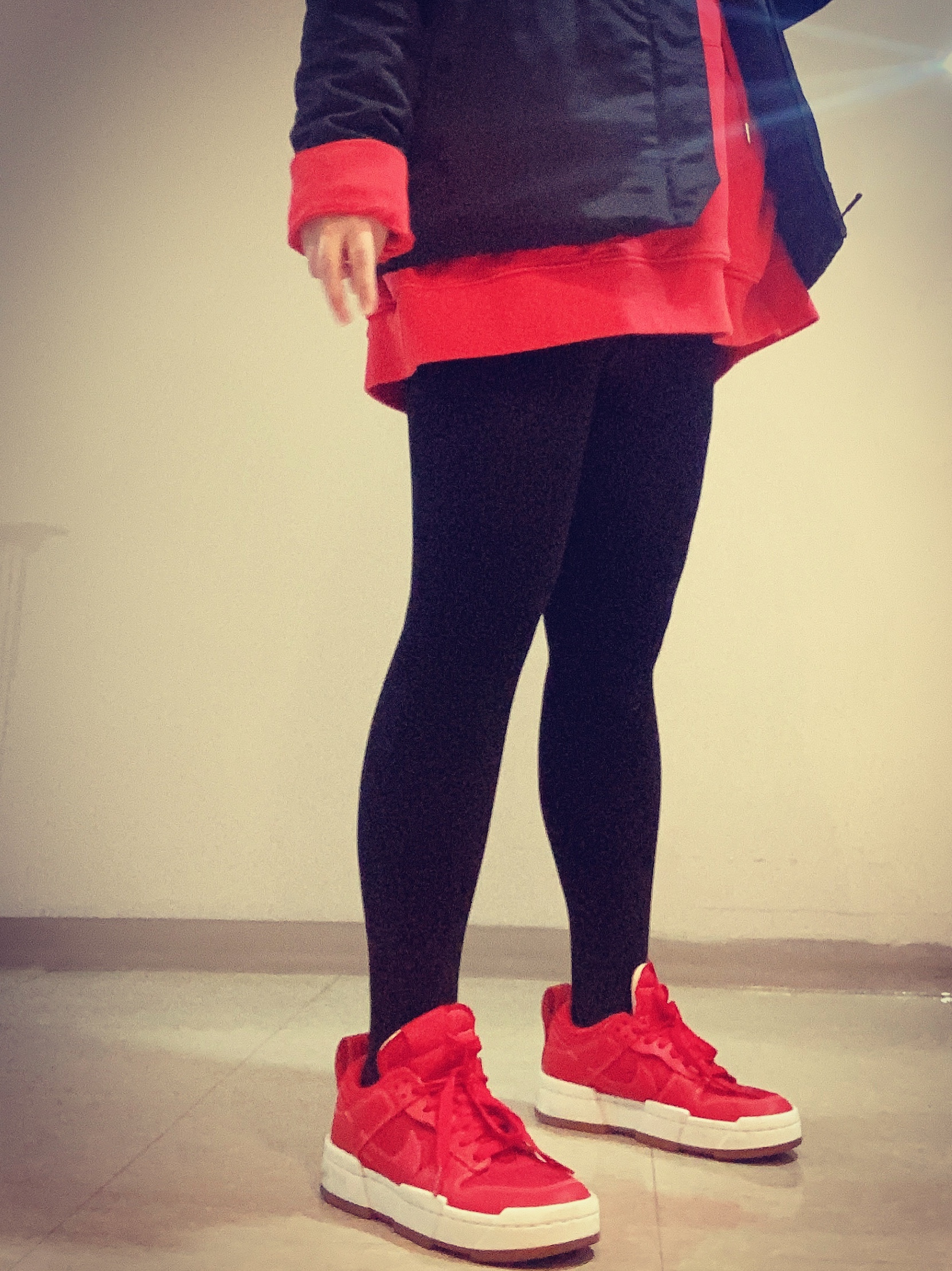 (W) Nike Dunk Low Disrupt University Red 착용 스타일