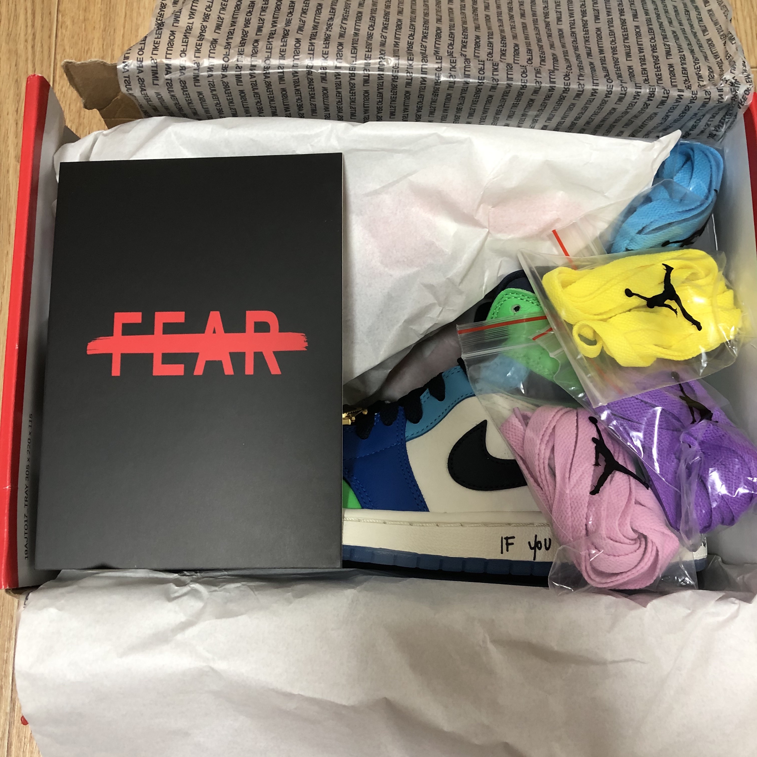 (W) Jordan 1 x Melody Ehsani Mid SE Fearless 착용 스타일 - 5