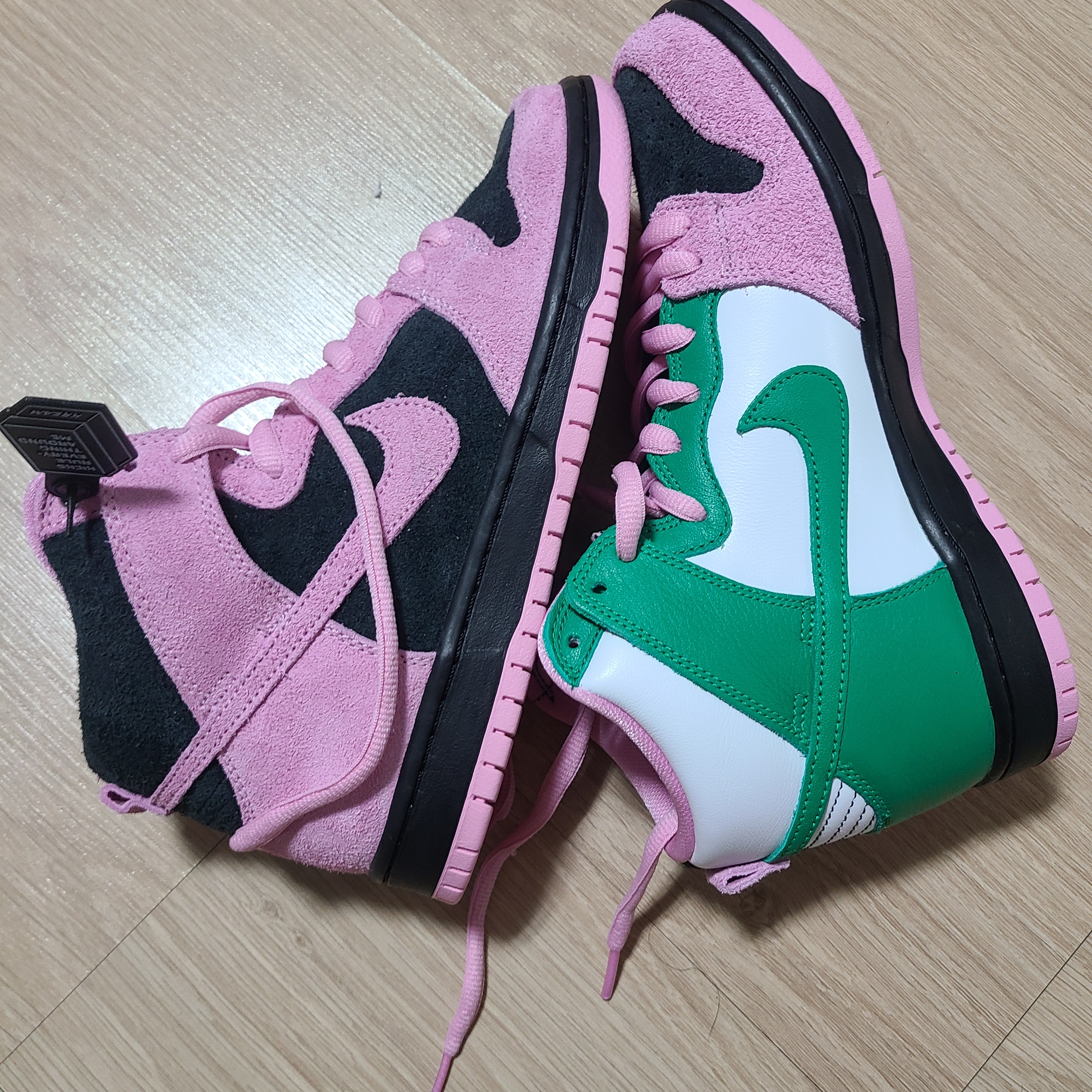 Nike SB Dunk High Pro Invert Celtics 착용 스타일 - 3