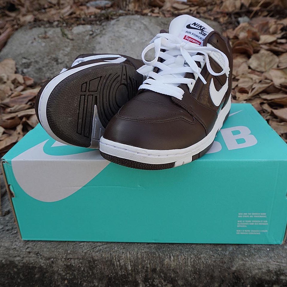 Nike x Supreme SB Air Force 2 Low Brown 착용 스타일