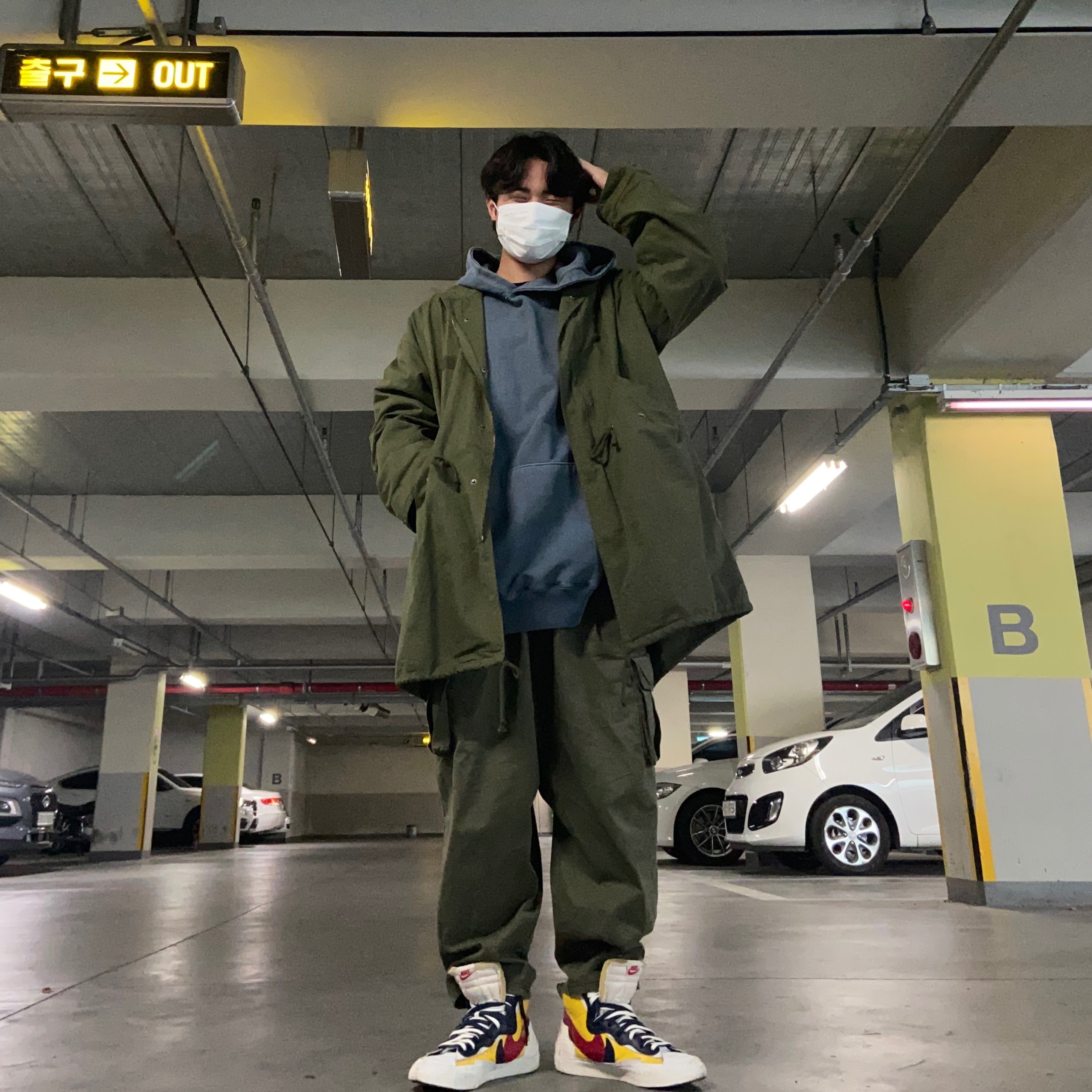 Nike x Sacai Blazer Mid Snow Beach 착용 스타일