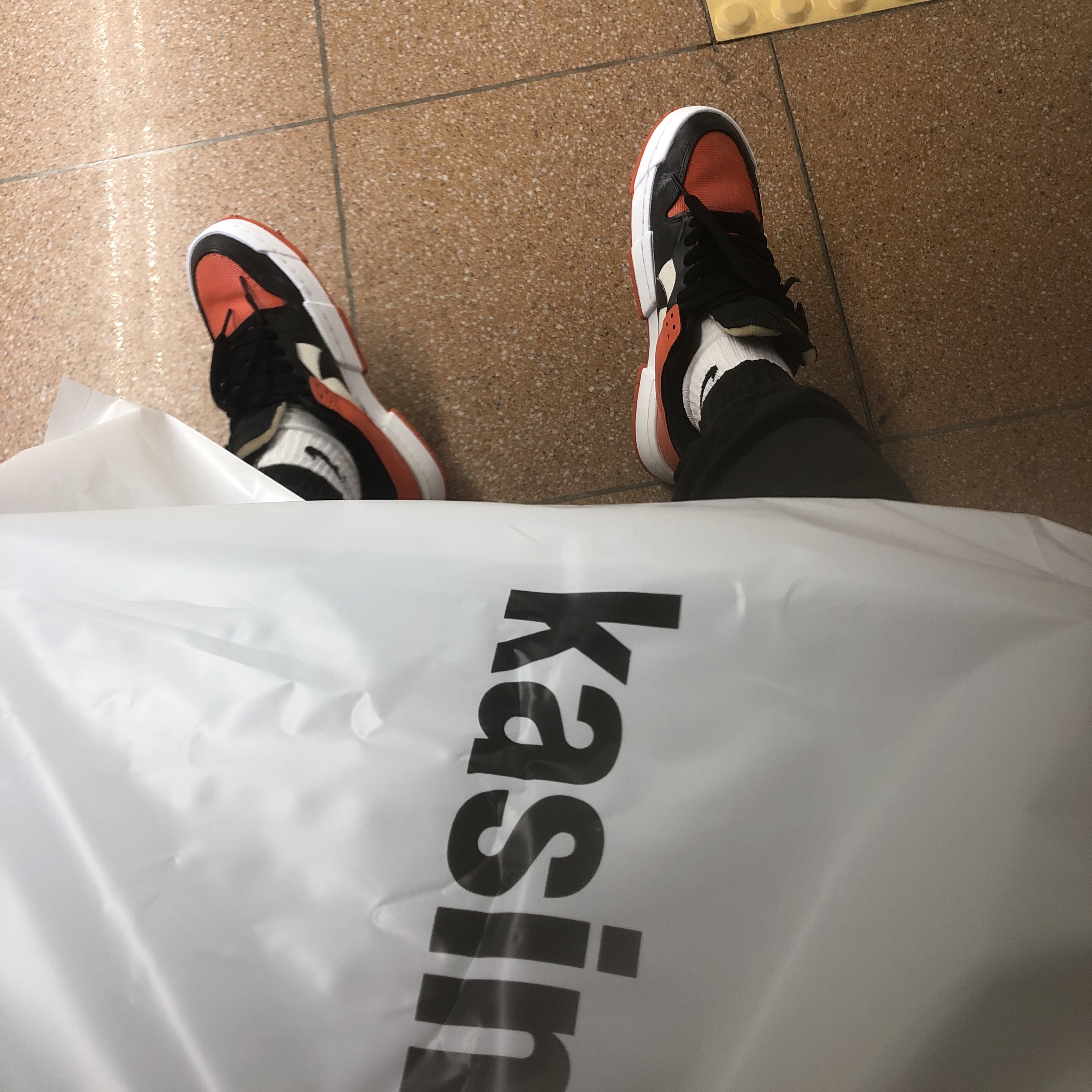 (W) Nike Dunk Low Disrupt Black Gum, Nike x Ambush Dunk High Black 착용 스타일
