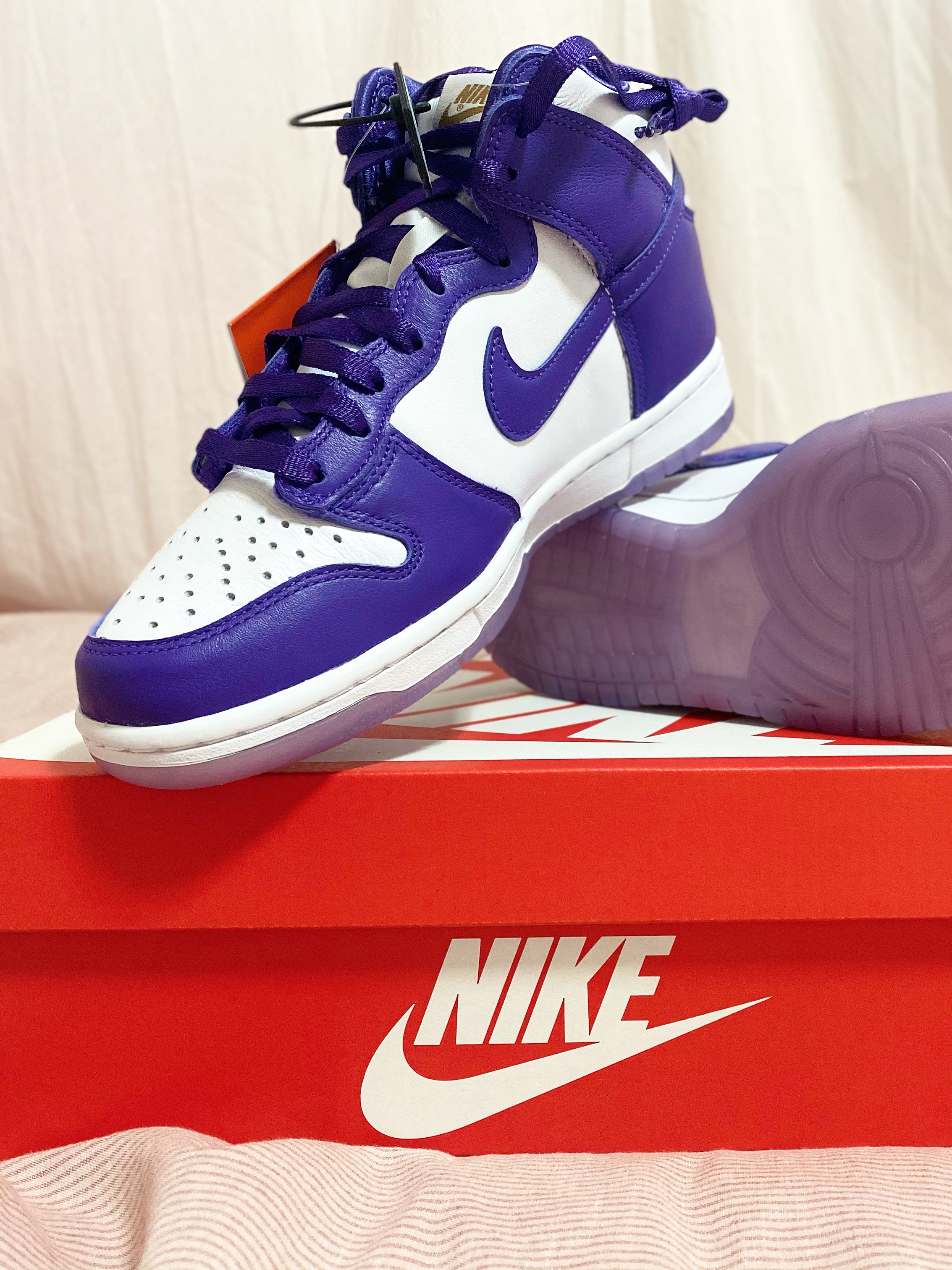 (W) Nike Dunk High SP Varsity Purple 착용 스타일 - 2